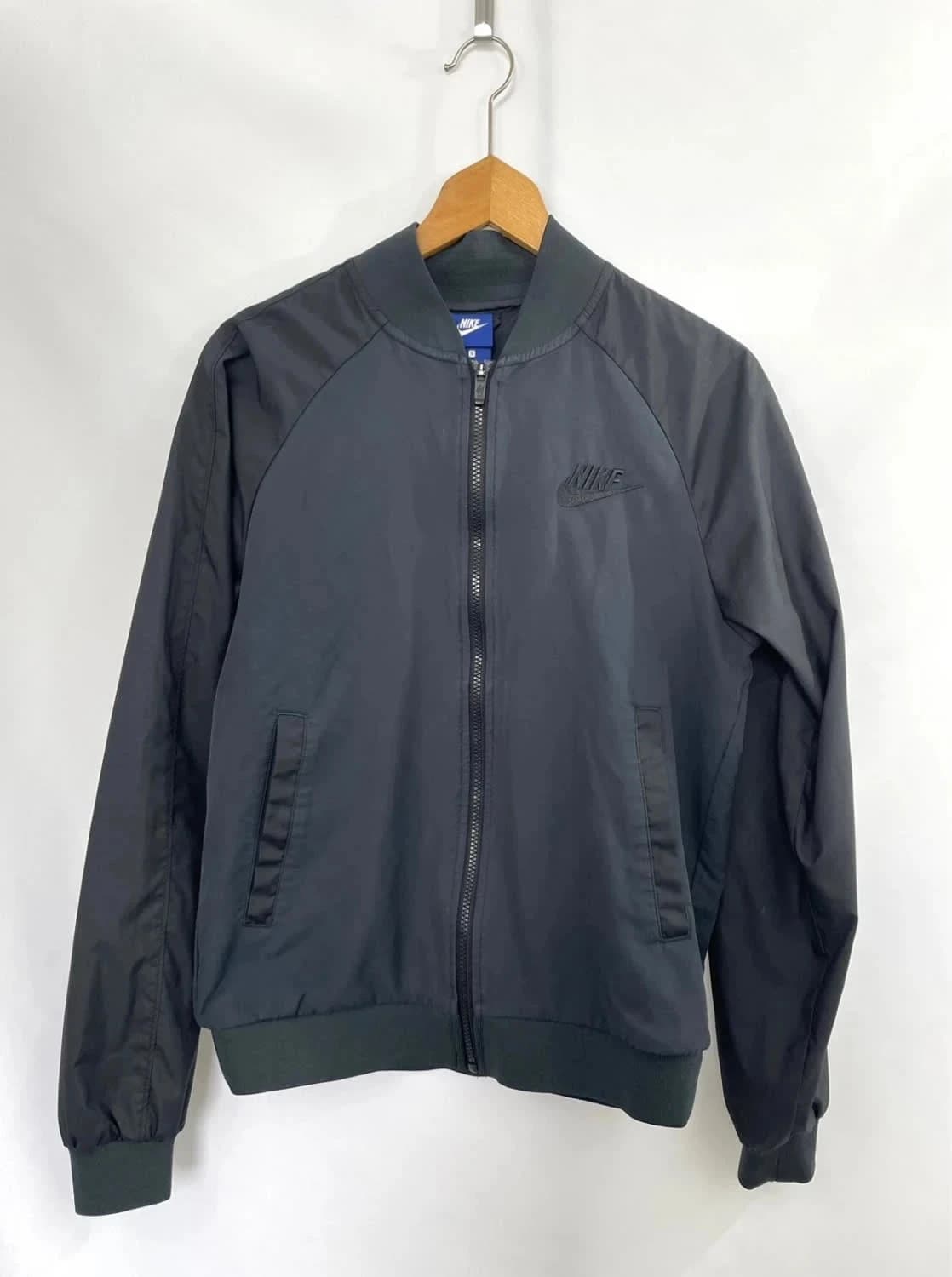 Veste bomber noir Nike brodé taille S - Photo 2/5