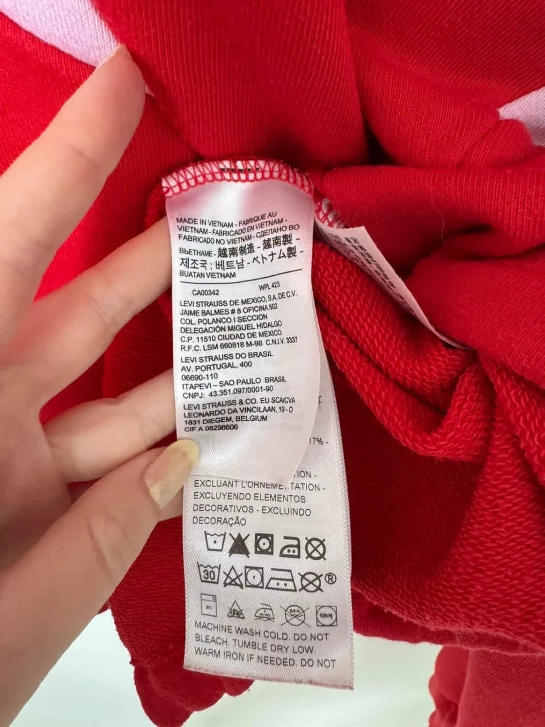 Levi’s sweat colorblock rouge ajustable taille M - Photo 6/8