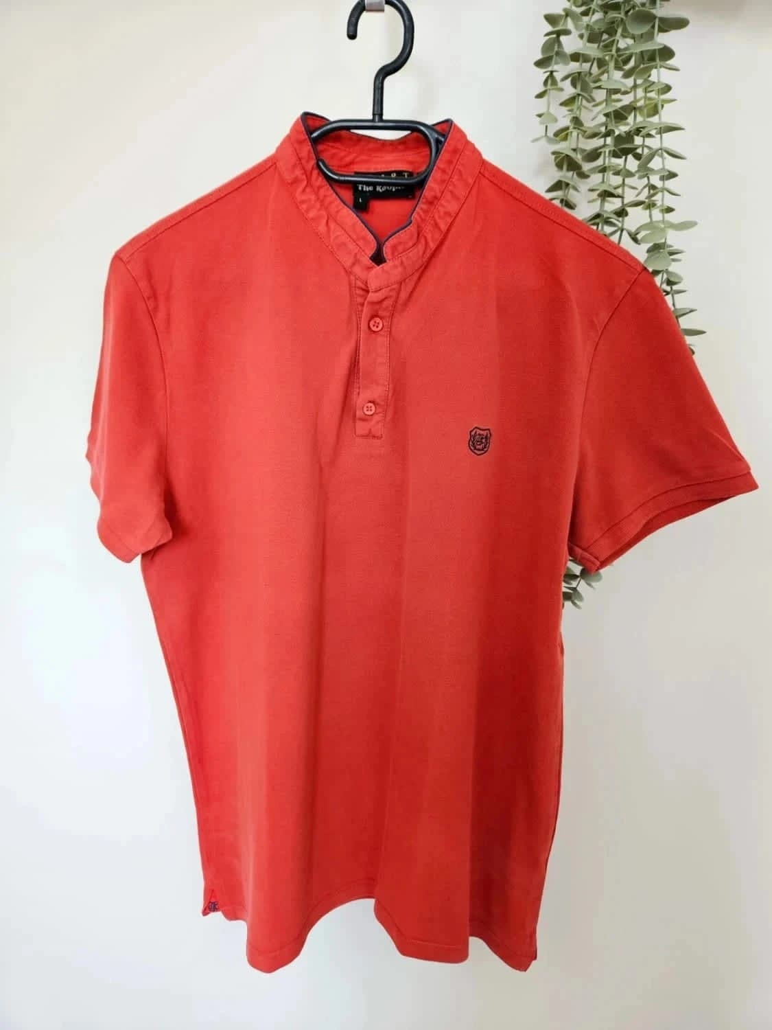 Polo rouge The Kooples Sport logo brodé noir Fitted taille L - Photo 2/7