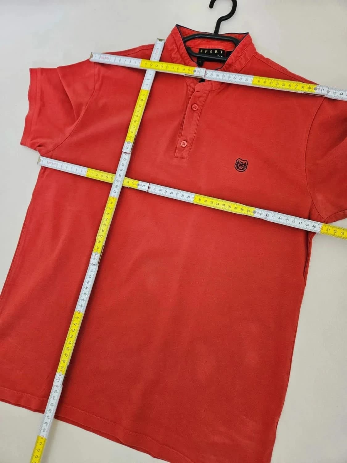 Polo rouge The Kooples Sport logo brodé noir Fitted taille L - Photo 7/7