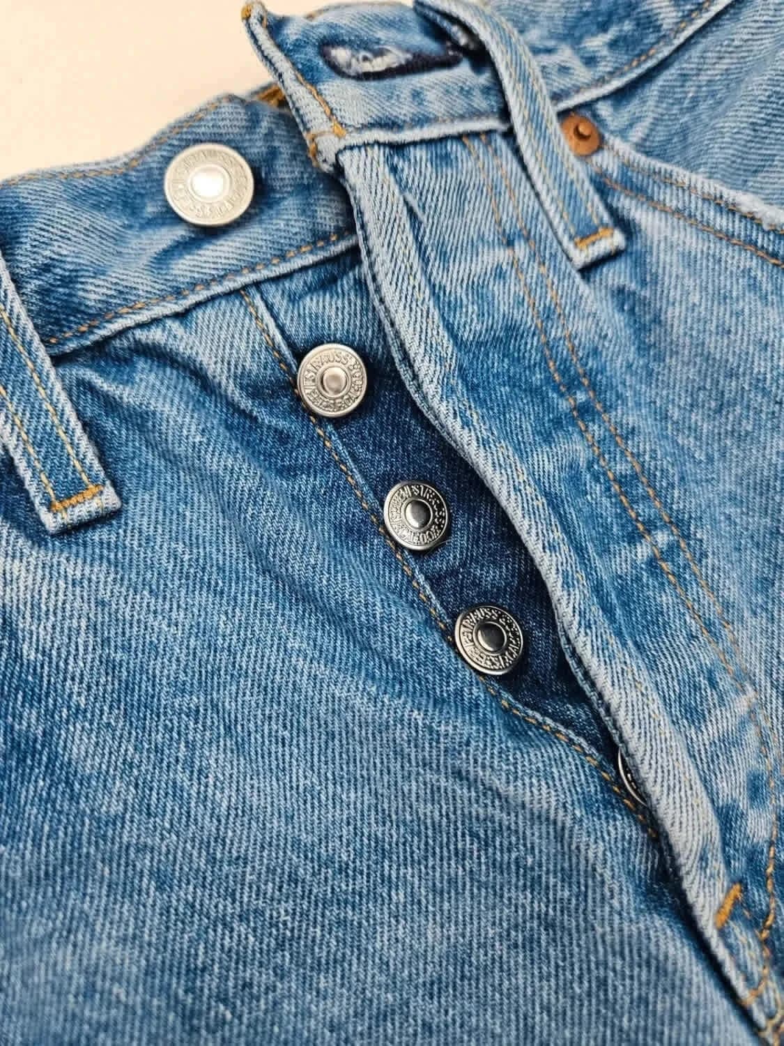 Short en jean Levi’s Premium 501 Original W26 - Photo 6/11