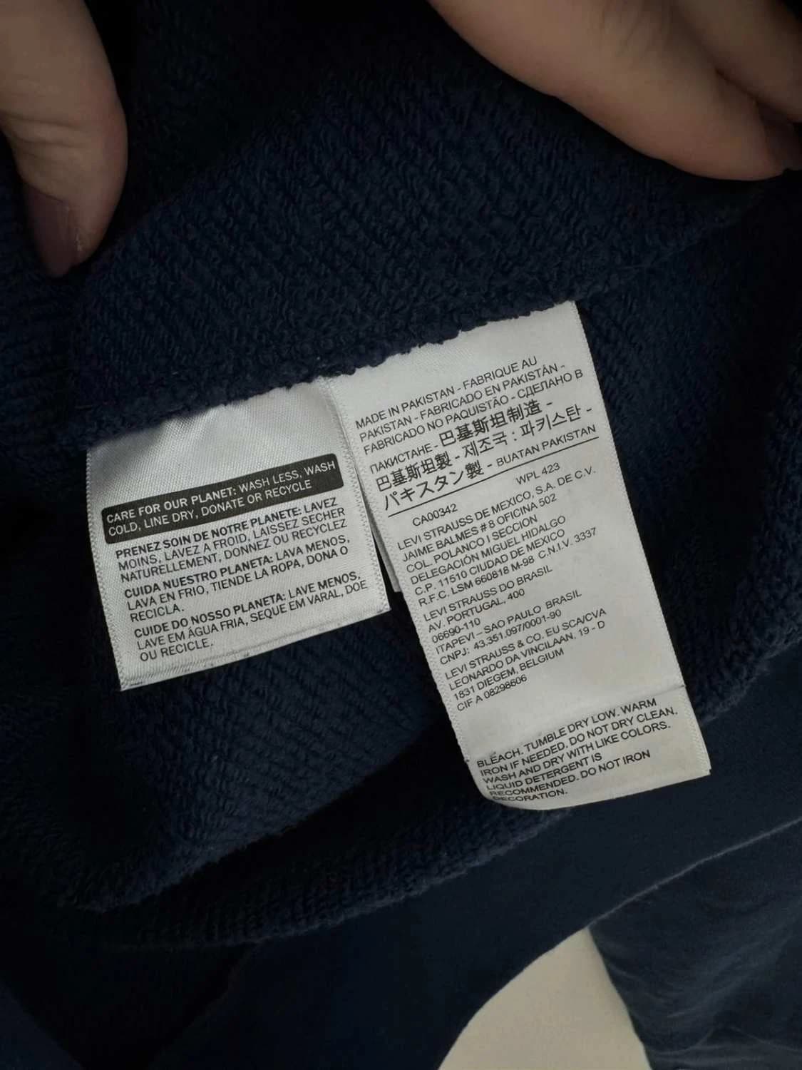 Sweatshirt Levi's bleu marine empiècement tartan logo argenté taille M - FP2512104 - Photo 5/7