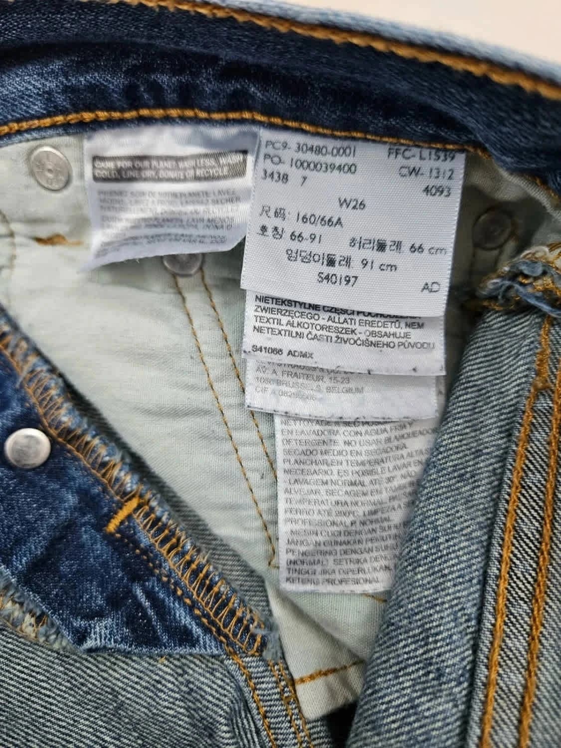 Short en jean Levi’s 501 Original W26 - Photo 6/8