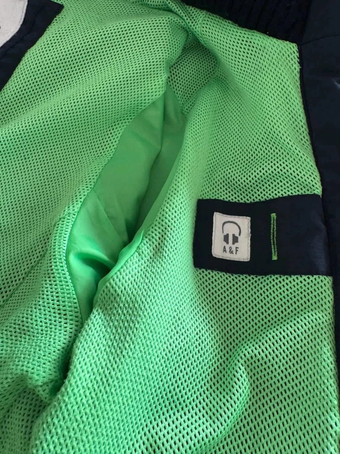 Blouson bleu marine Abercrombie & Fitch logo brodé vert taille S - Photo 9/13