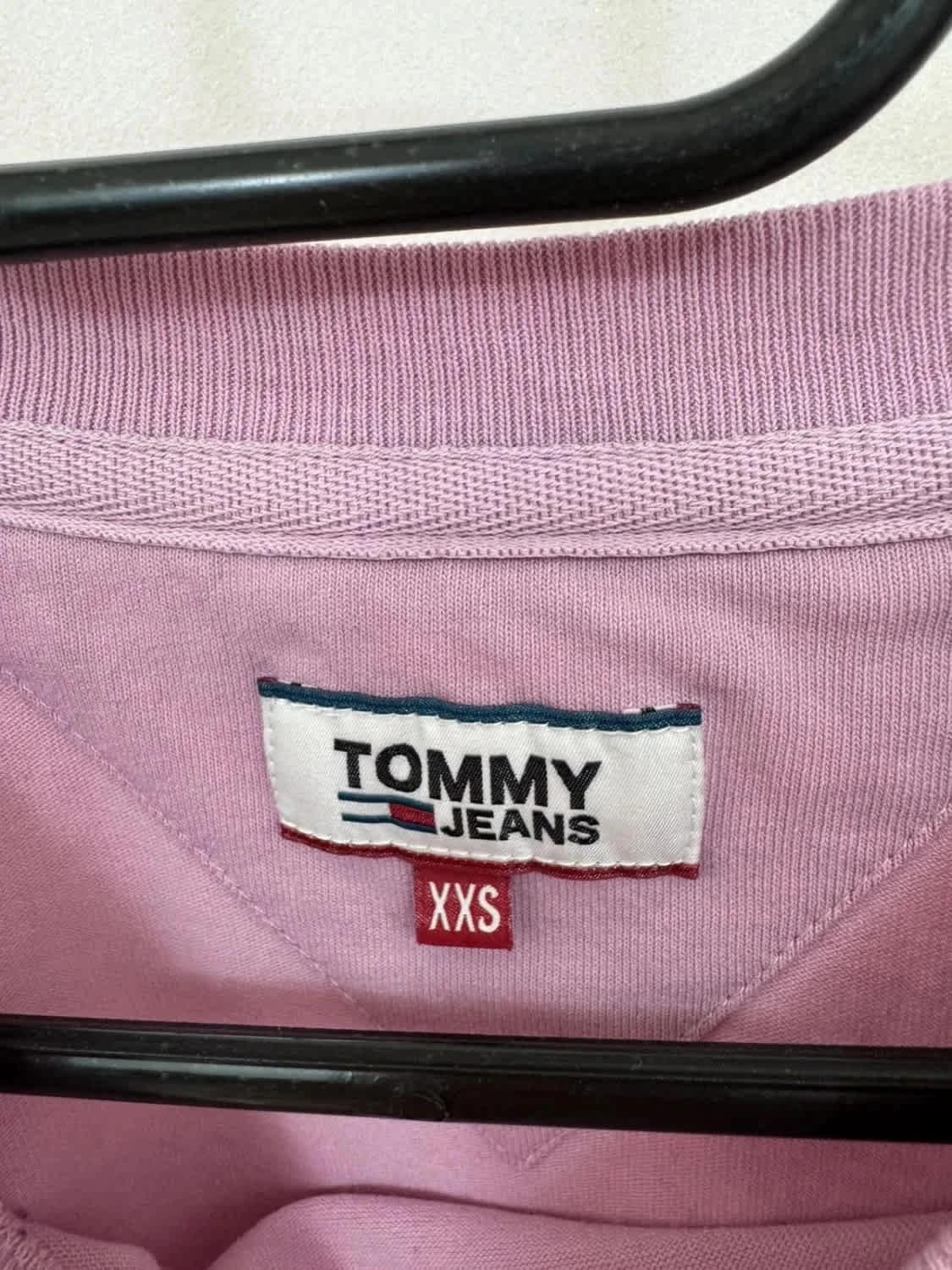 T-shirt cropped lilas Tommy Hilfiger logo brodé poitrine taille M - Photo 4/6