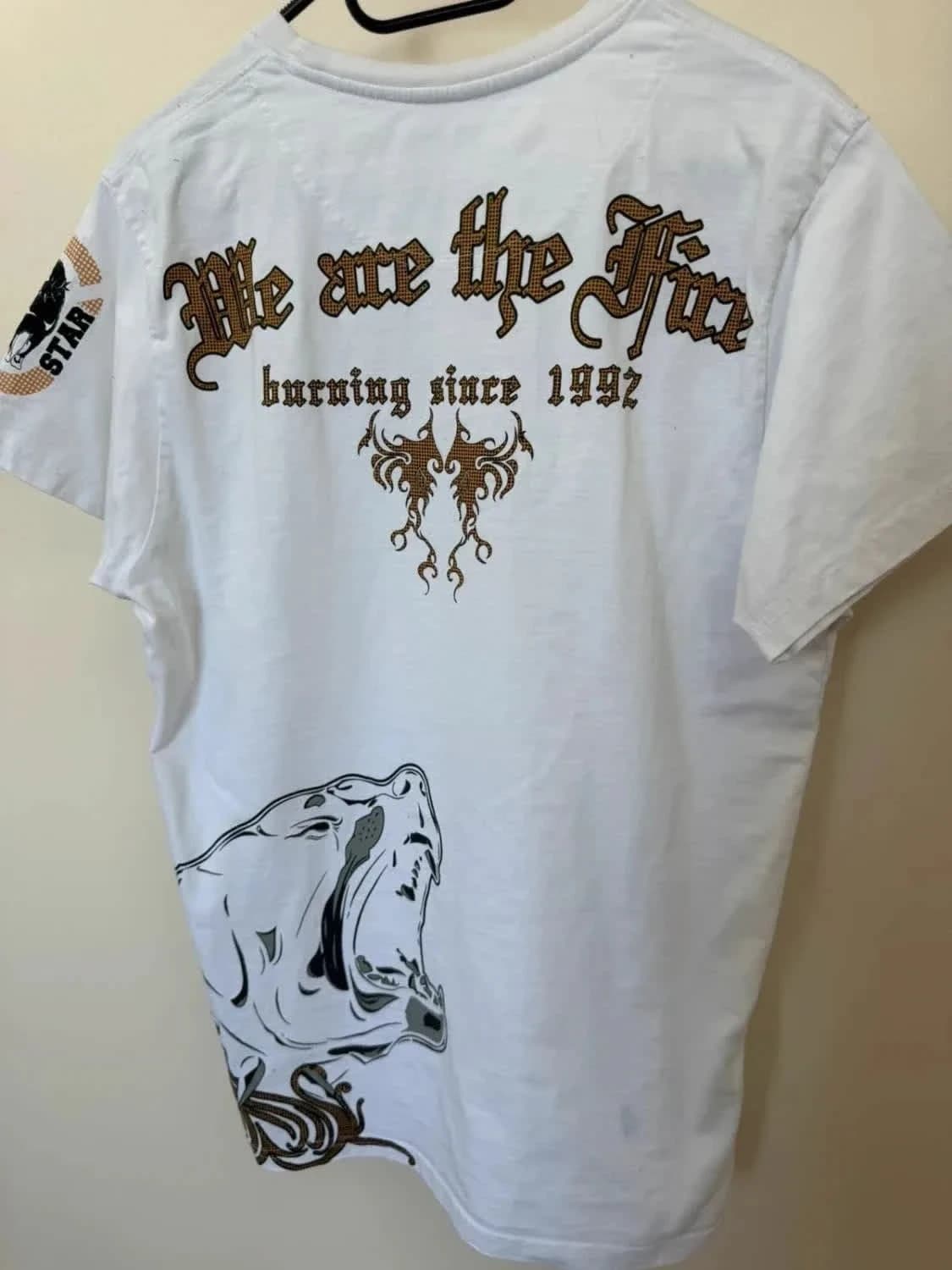 T-shirt Hoodstar blanc graphique bulldog tribal Y2K taille L - Photo 5/5