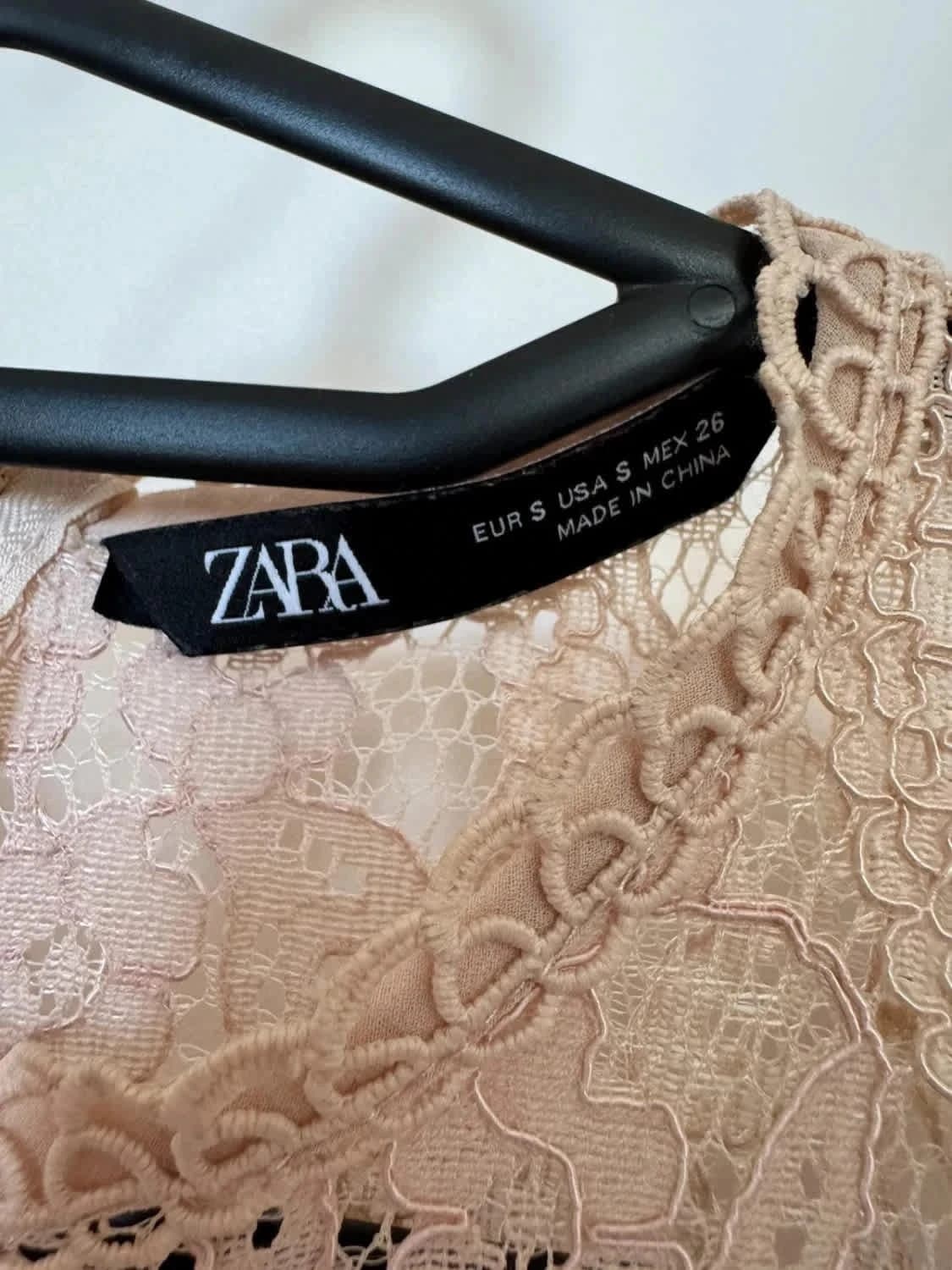 Top sans manches Zara en dentelle beige taille S - Photo 3/7