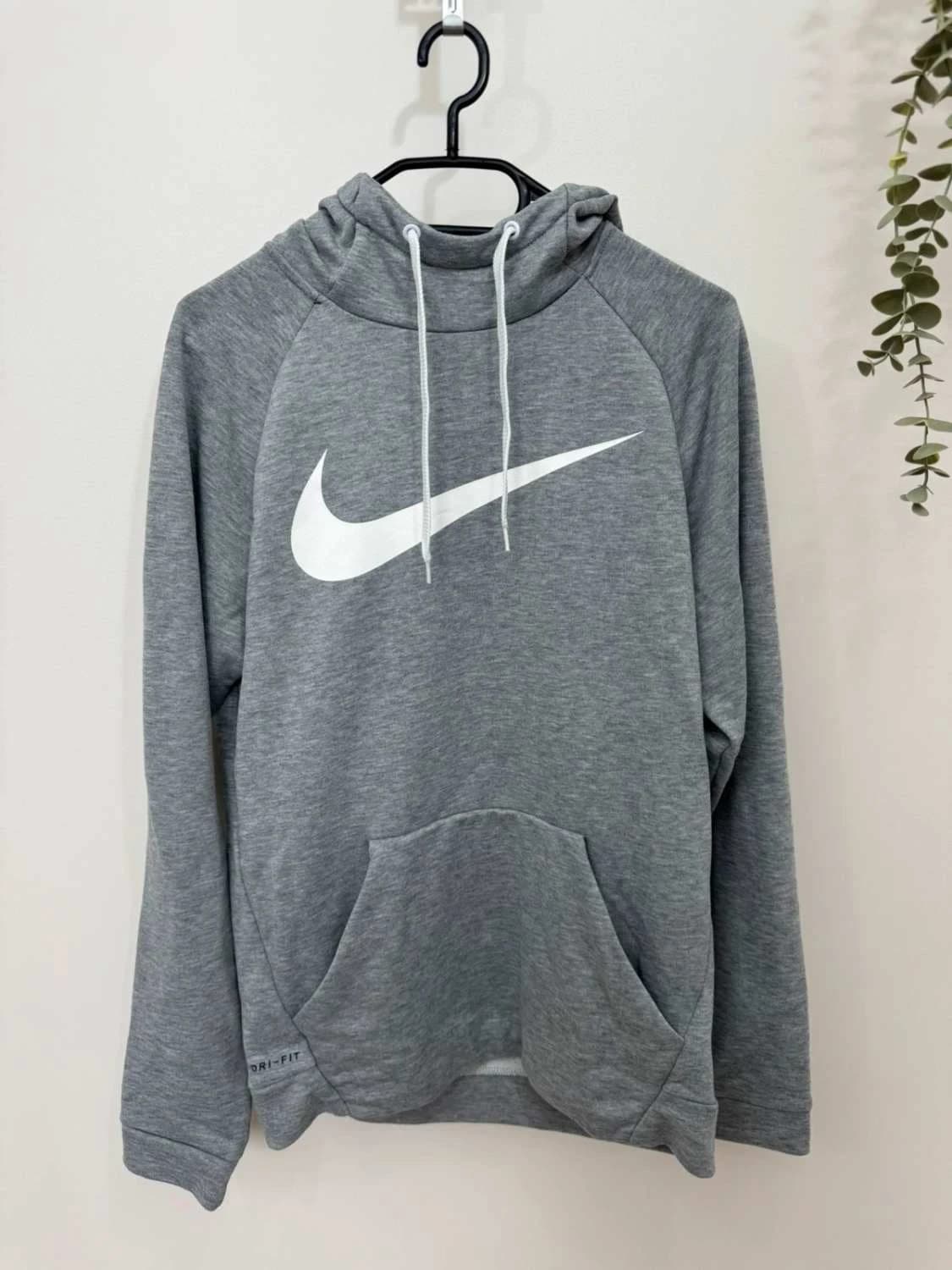 Sweat à capuche hoodie Nike dri fit gris logo swoosh taille S - FP251290 - Photo 2/7