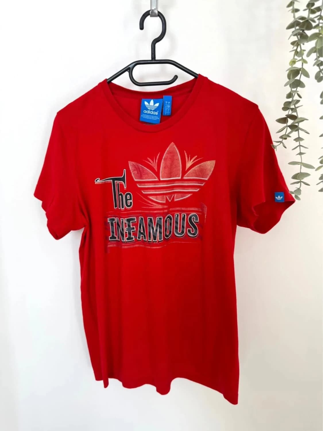 T-shirt Adidas Originals rouge imprimé “The Infamous” manches courtes taille S - FP2512172 - Photo 2/6