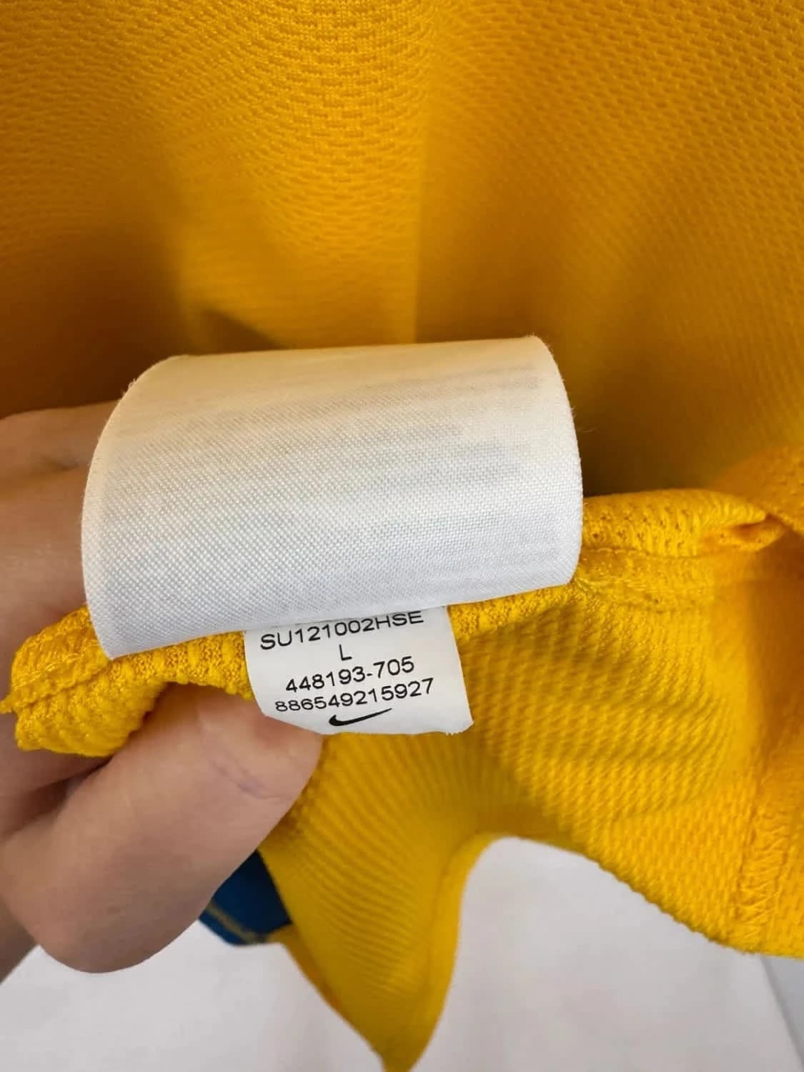 Tee-shirt Nike Dri-Fit Authentic jaune et bleu taille L - Photo 4/7