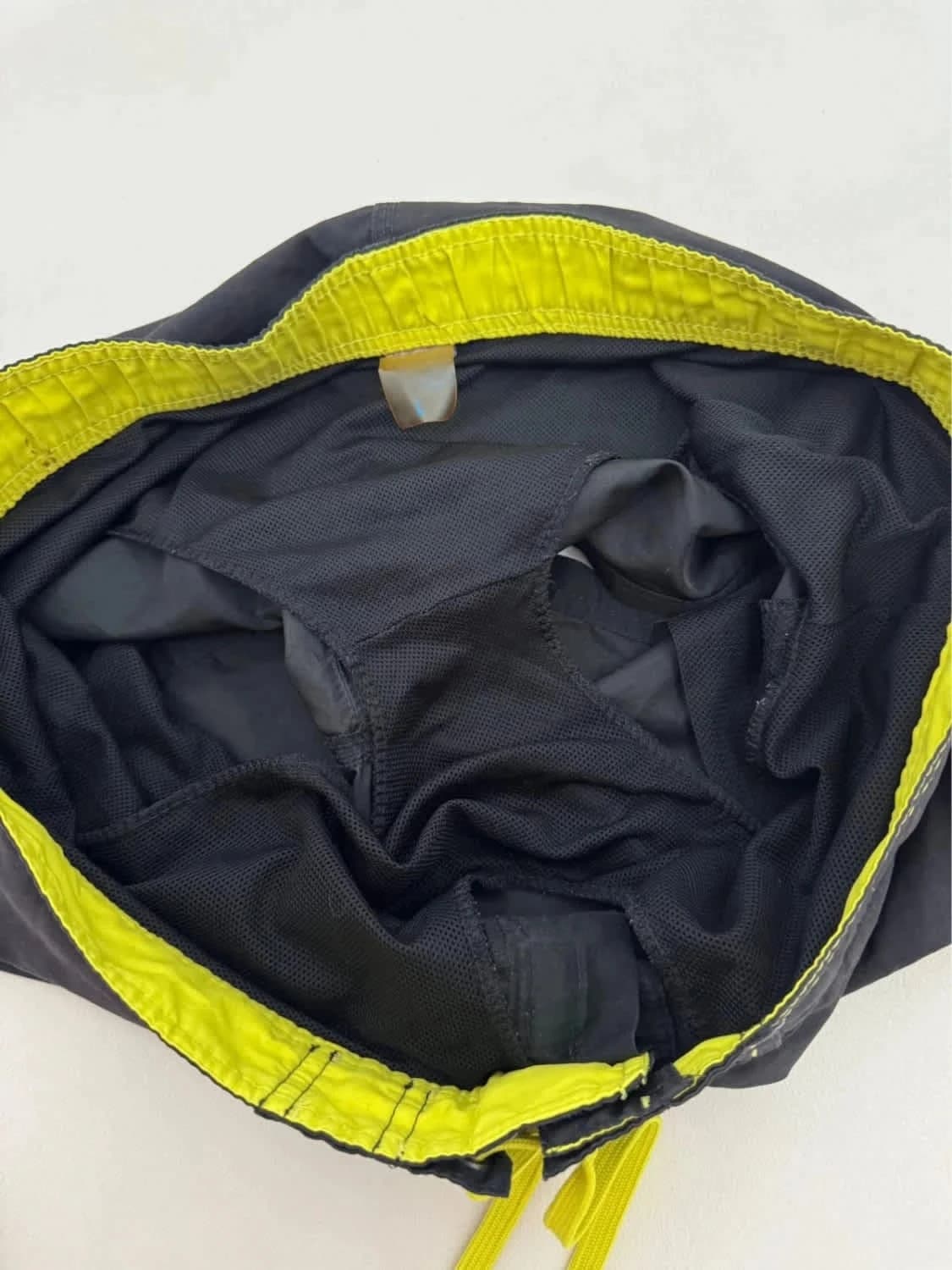 Short de bain noir et jaune fluo Freegun taille XL - Photo 4/7