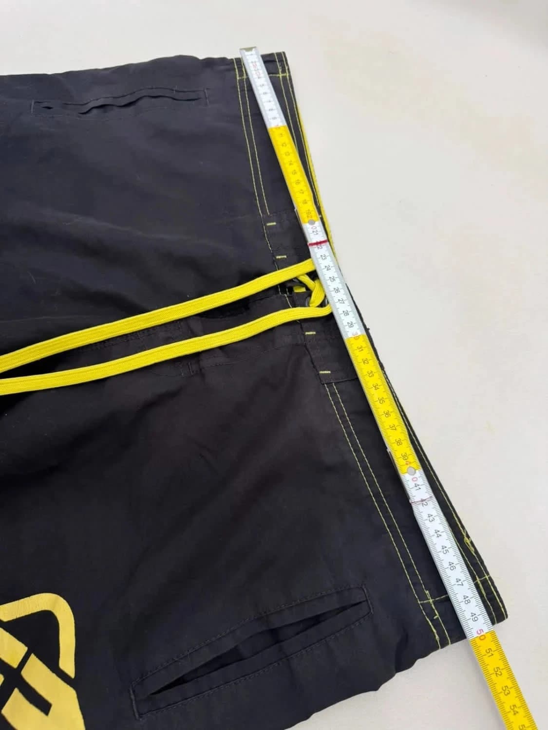 Short de bain noir et jaune fluo Freegun taille XL - Photo 7/7