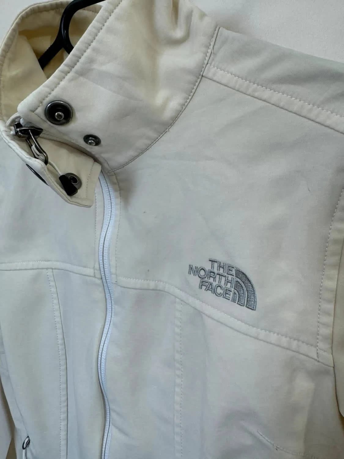 Veste/Jacket The North Face blanche style épuré logo brodé taille S - Photo 3/7