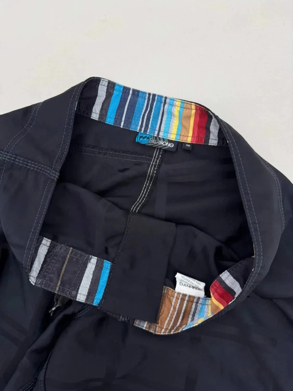 Short de bain noir Billabong avec décapsuleur taille 46 - Photo 6/7