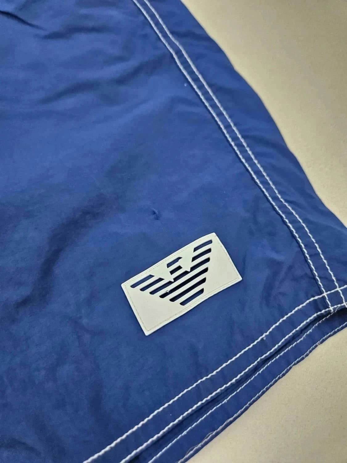 Short de bain/Bermuda bleu Emporio Armani taille M - Photo 8/9