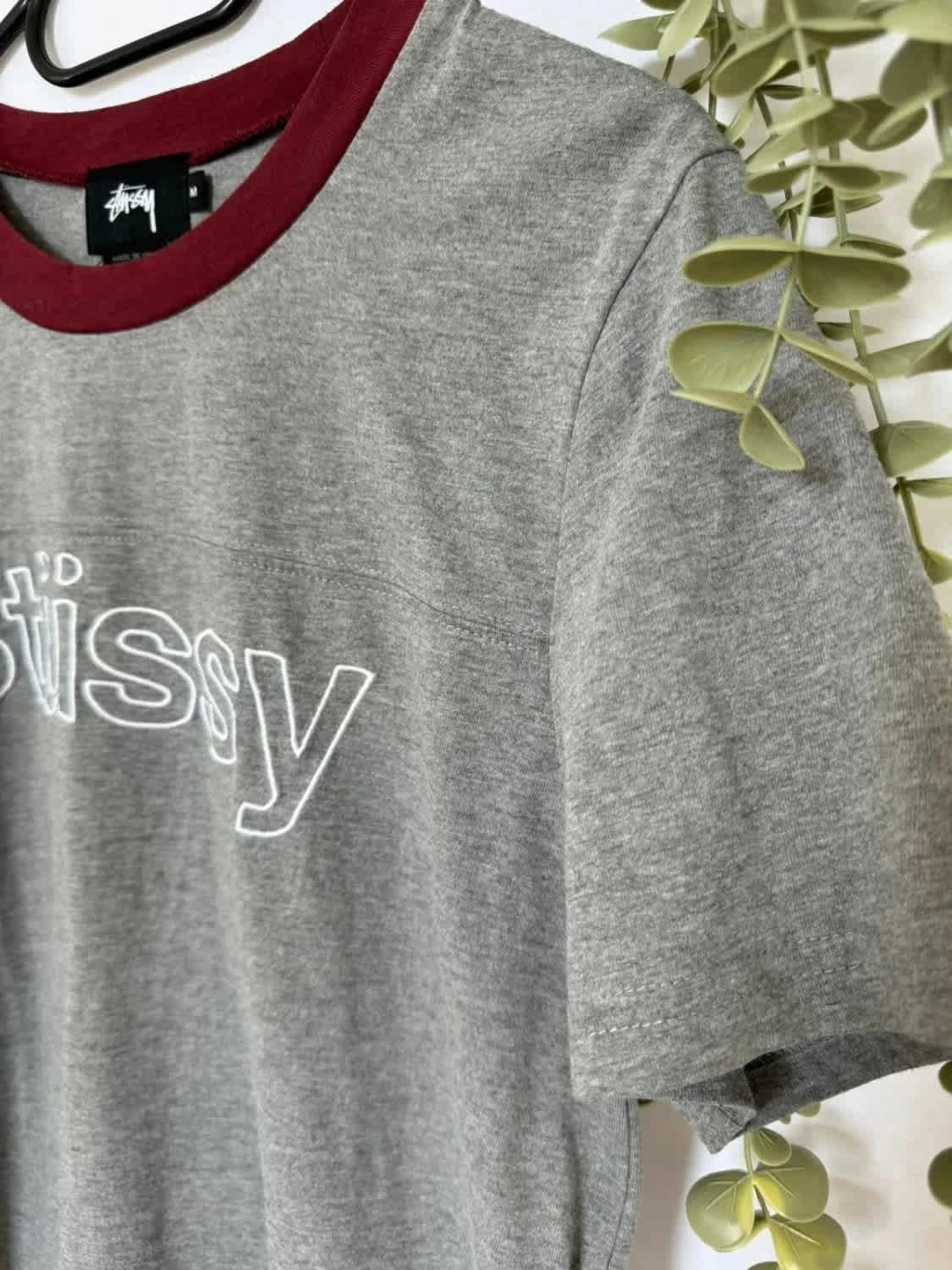 Robe tee-shirt gris Stüssy brodé taille M - Photo 4/7