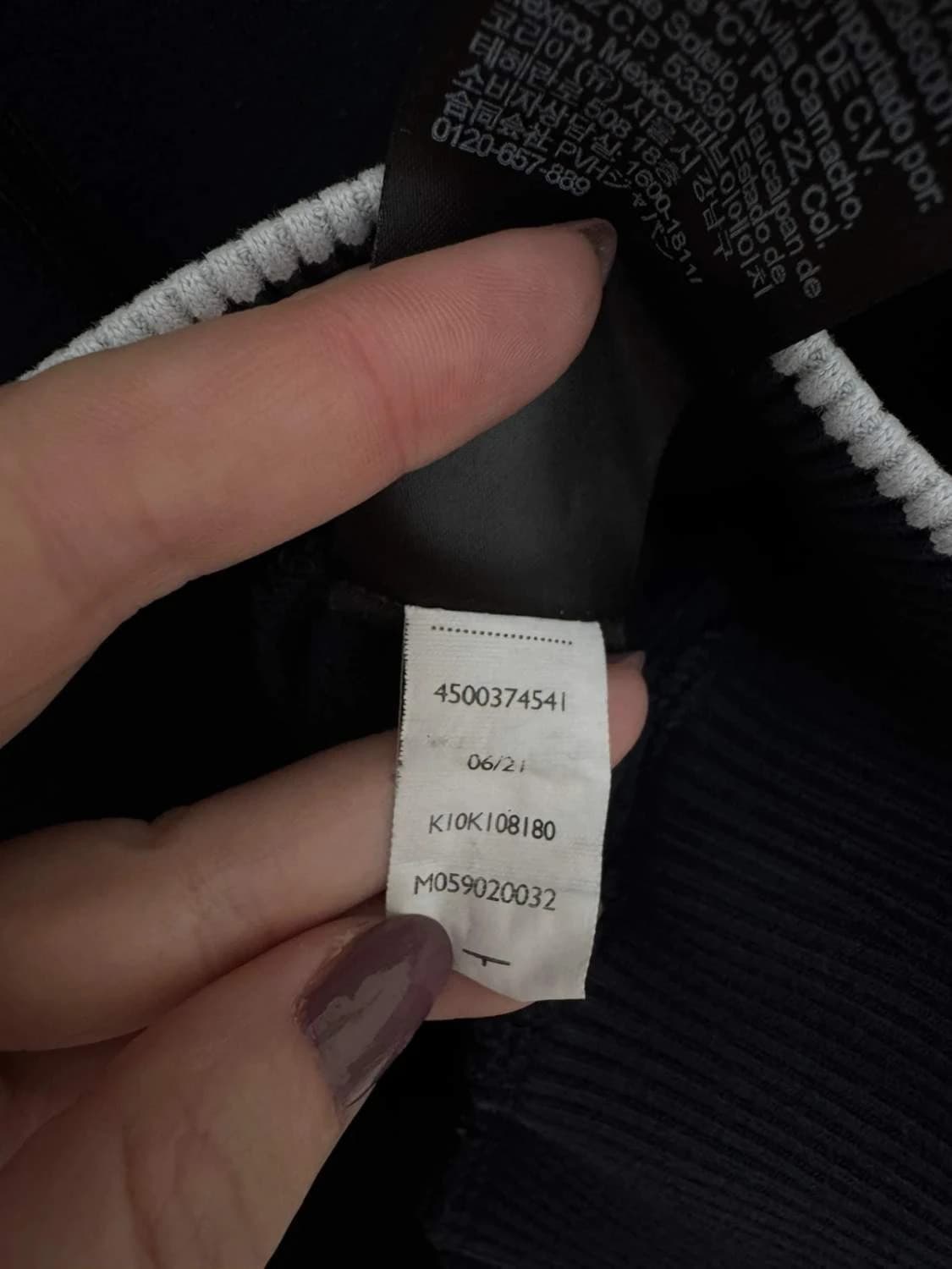Sweat à capuche hoodie Calvin Klein bleu marine/noir taille S - FP251299 - Photo 8/9