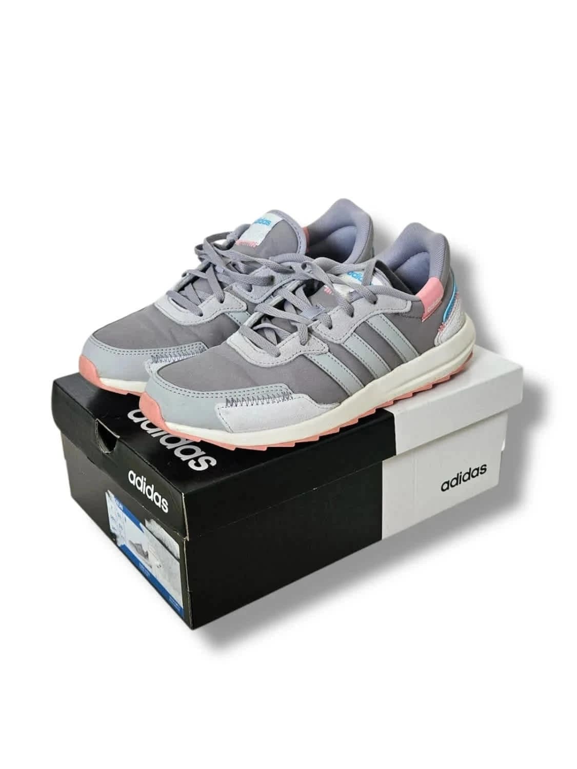 Baskets Adidas retrorun grises rose/bleu taille 38 - Photo 1/6