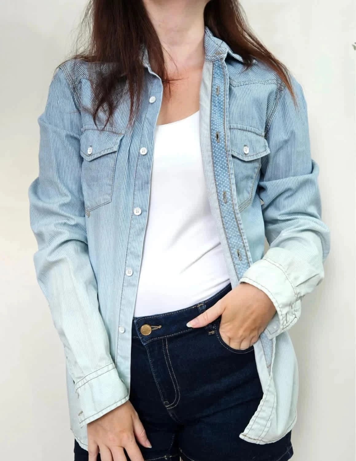 Chemise en jean Guess rayée dégradée bleu Slim Fit taille XS - Photo 1/9