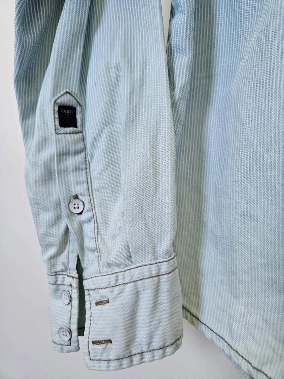 Chemise en jean Guess rayée dégradée bleu Slim Fit taille XS - Photo 4/9