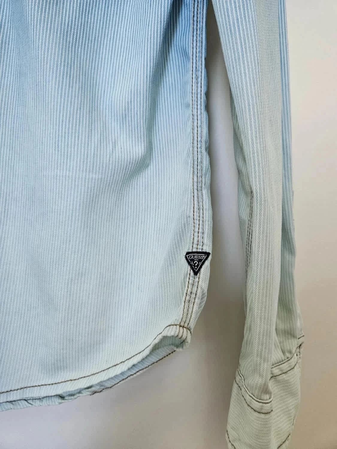 Chemise en jean Guess rayée dégradée bleu Slim Fit taille XS - Photo 5/9