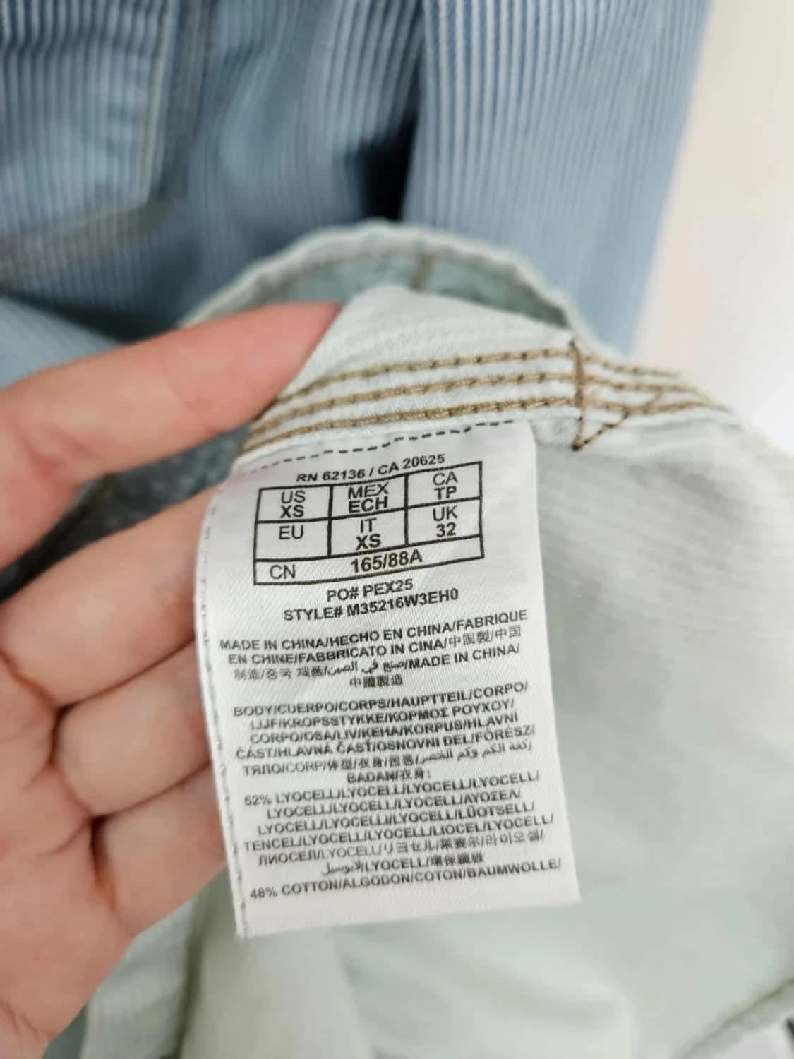 Chemise en jean Guess rayée dégradée bleu Slim Fit taille XS - Photo 7/9