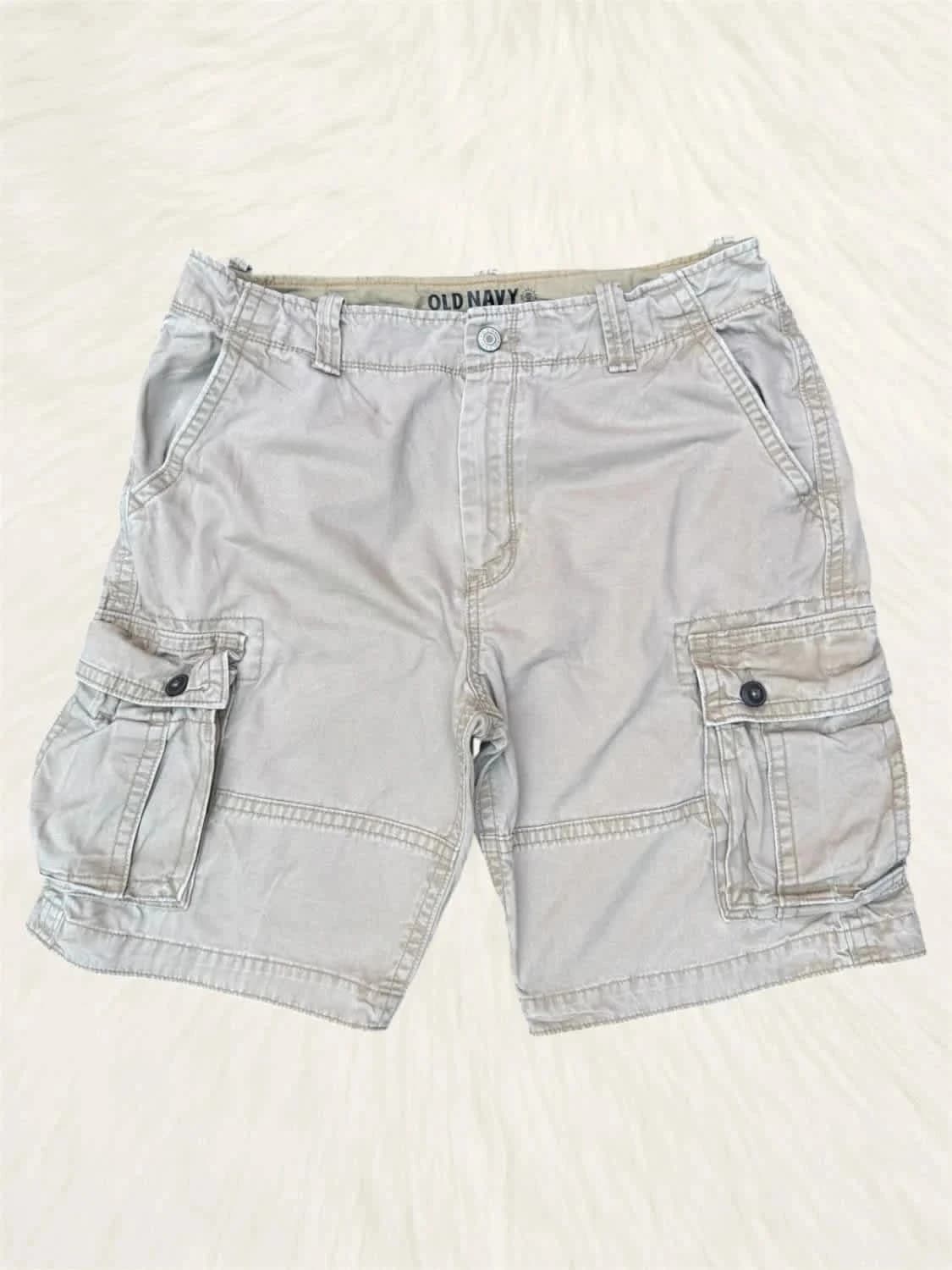 Short cargo Old Navy gris foncé taille W34 - Photo 2/7