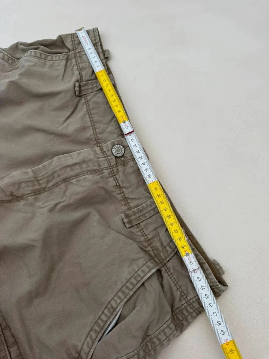 Short cargo Old Navy gris foncé taille W34 - Photo 7/7