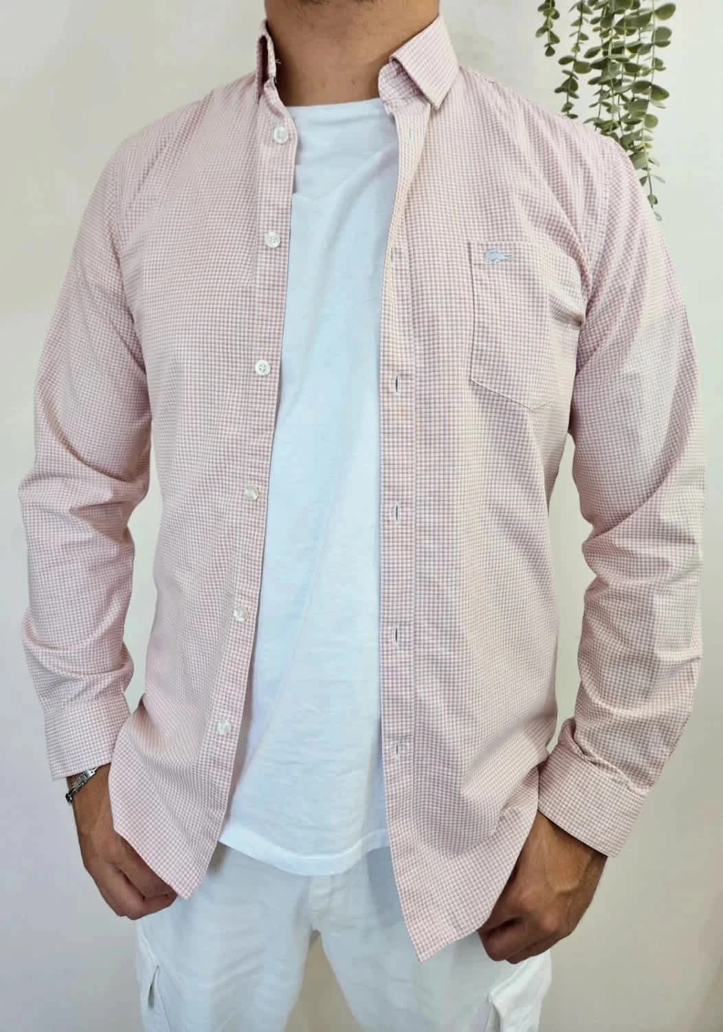 Chemise rose à carreaux Lacoste logo brodé taille 40 - Photo 2/12