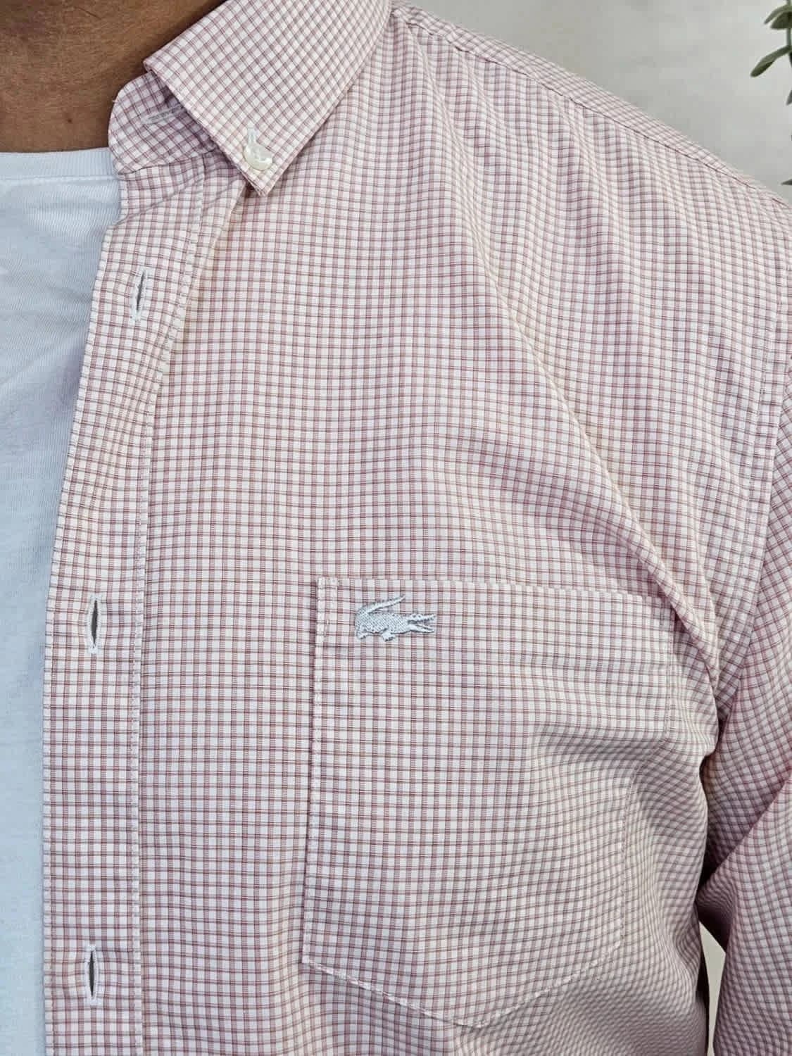 Chemise rose à carreaux Lacoste logo brodé taille 40 - Photo 4/12