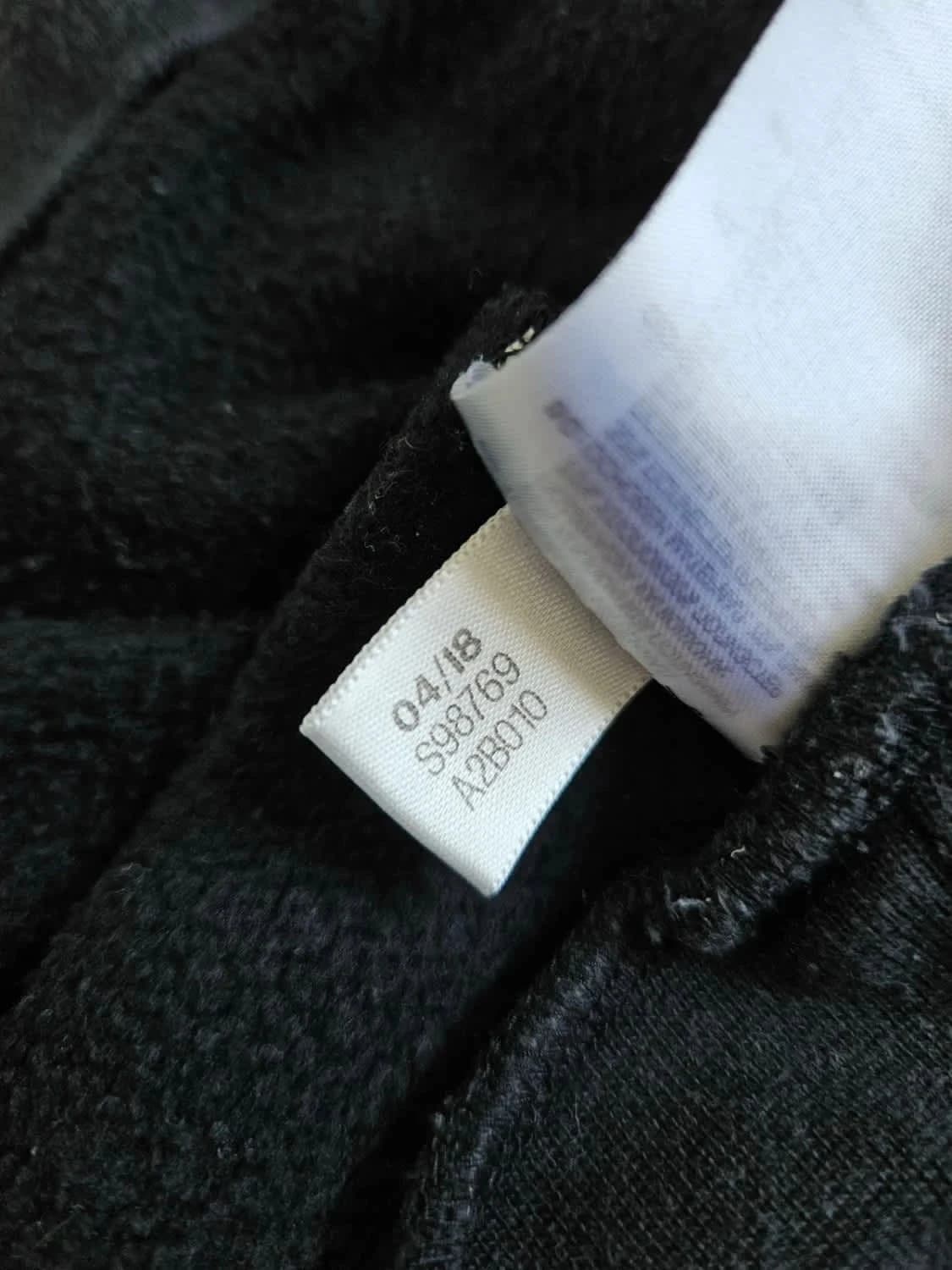 Sweat à capuche noir Adidas taille S - Photo 4/7