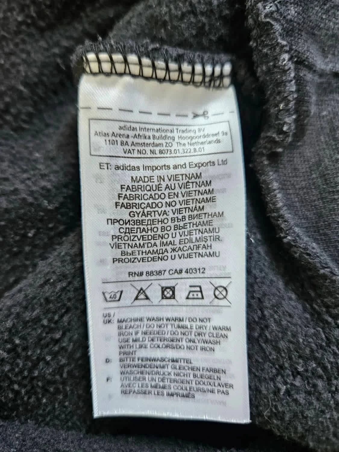 Sweat à capuche noir Adidas taille S - Photo 6/7