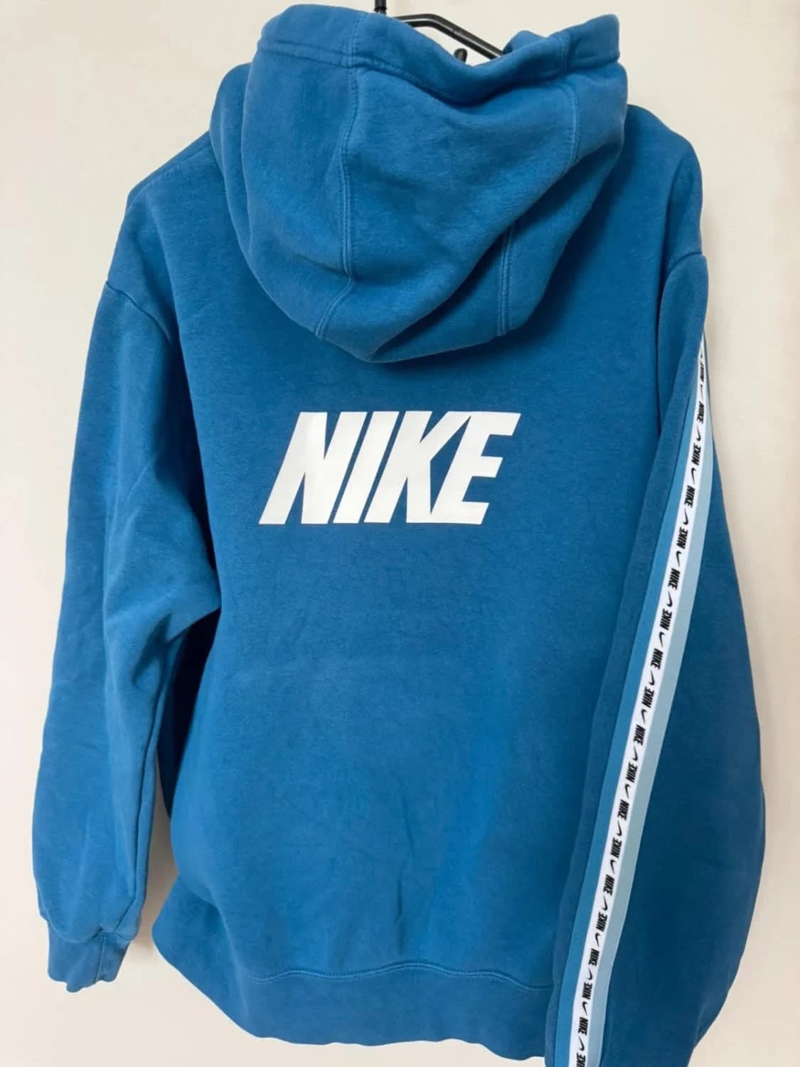 Sweat à capuche/Hoodie Nike bleu logo blanc taille M - Photo 7/7