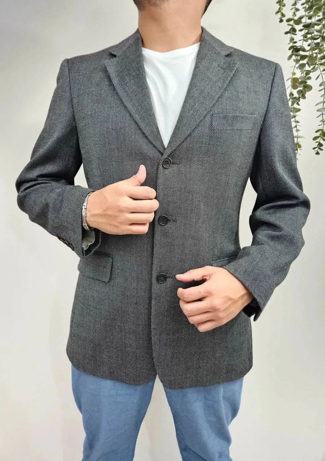 Blazer 100% laine Homme Yves Saint Laurent noir et blanc taille 54 - Photo 1/11