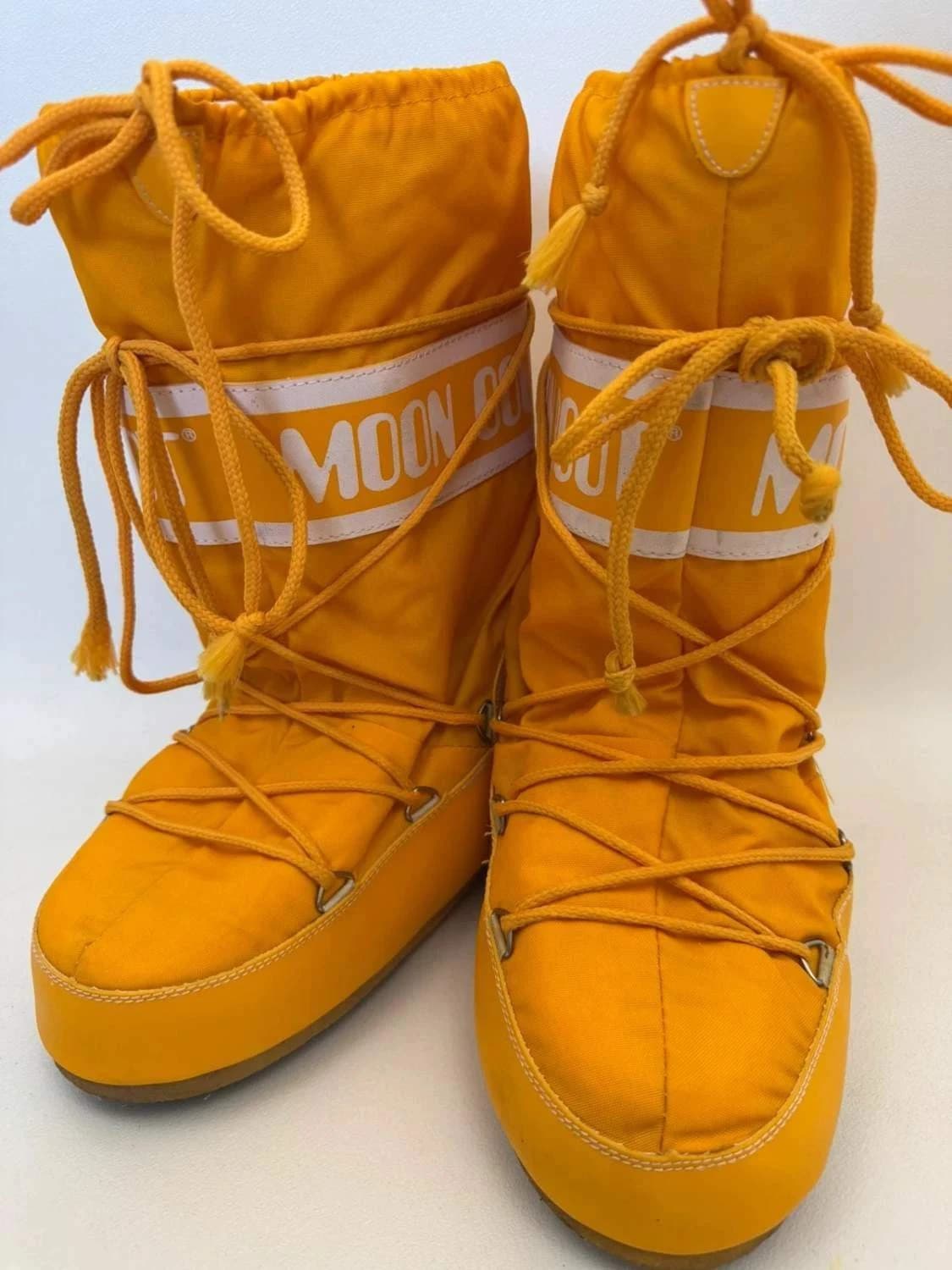 Après ski Moon Boot Original jaune iconique taille 35-38 - Photo 2/7