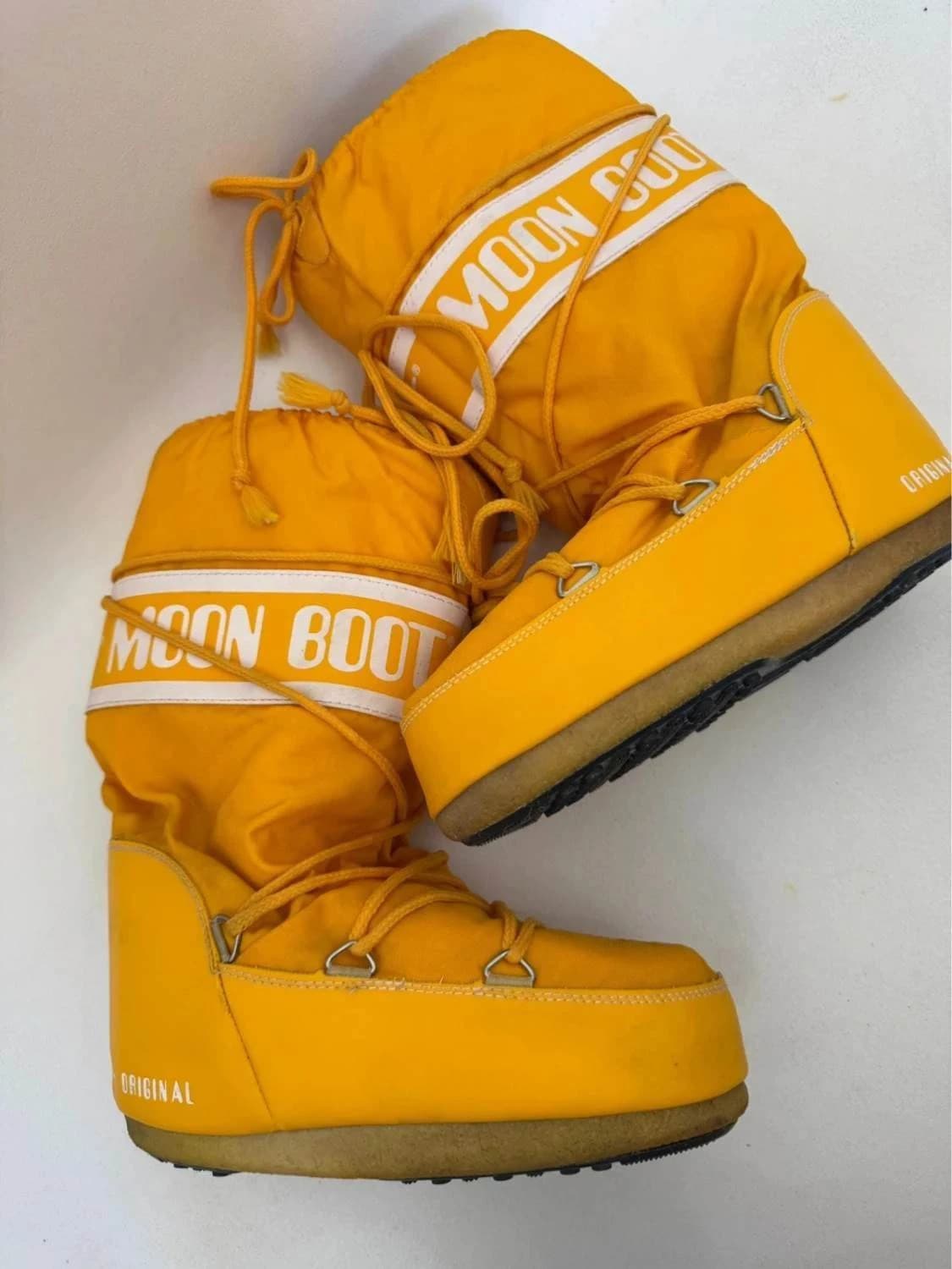 Après ski Moon Boot Original jaune iconique taille 35-38 - Photo 7/7