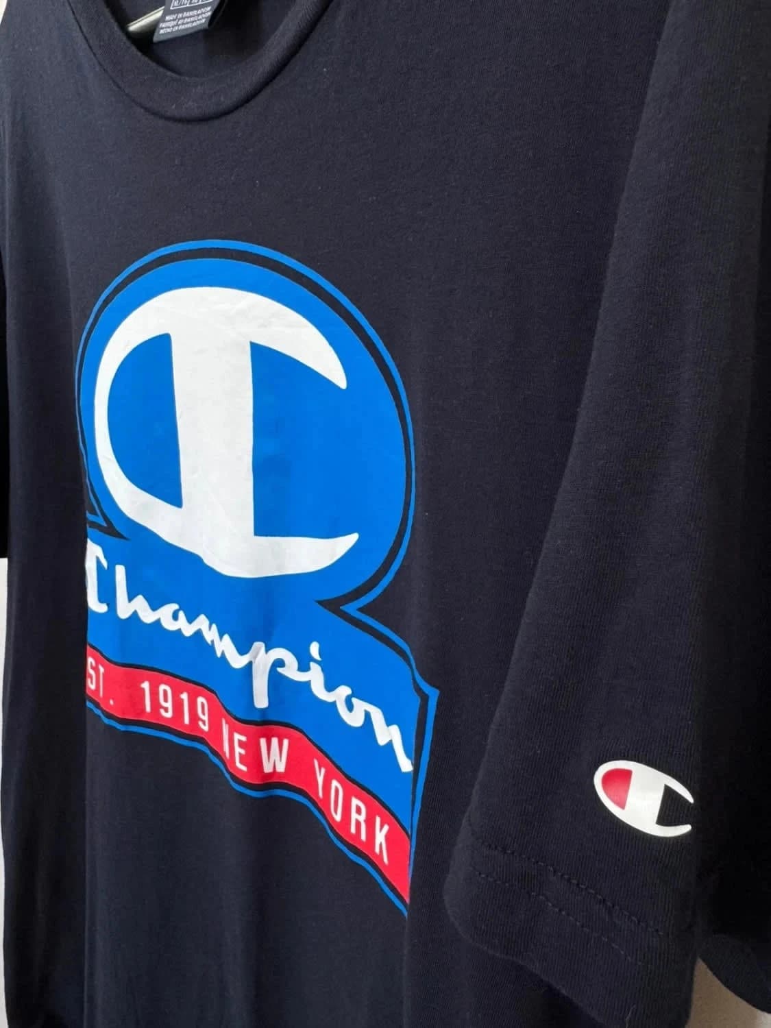 T-shirt Champion noir logo oversize Est. 1919 New York taille XL - Photo 4/5