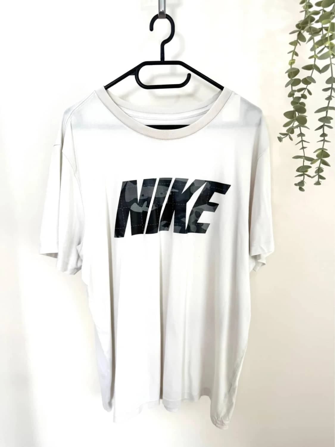 T-shirt Nike Dri Fit logo camouflage blanc taille L - FP2512127 - Photo 2/5