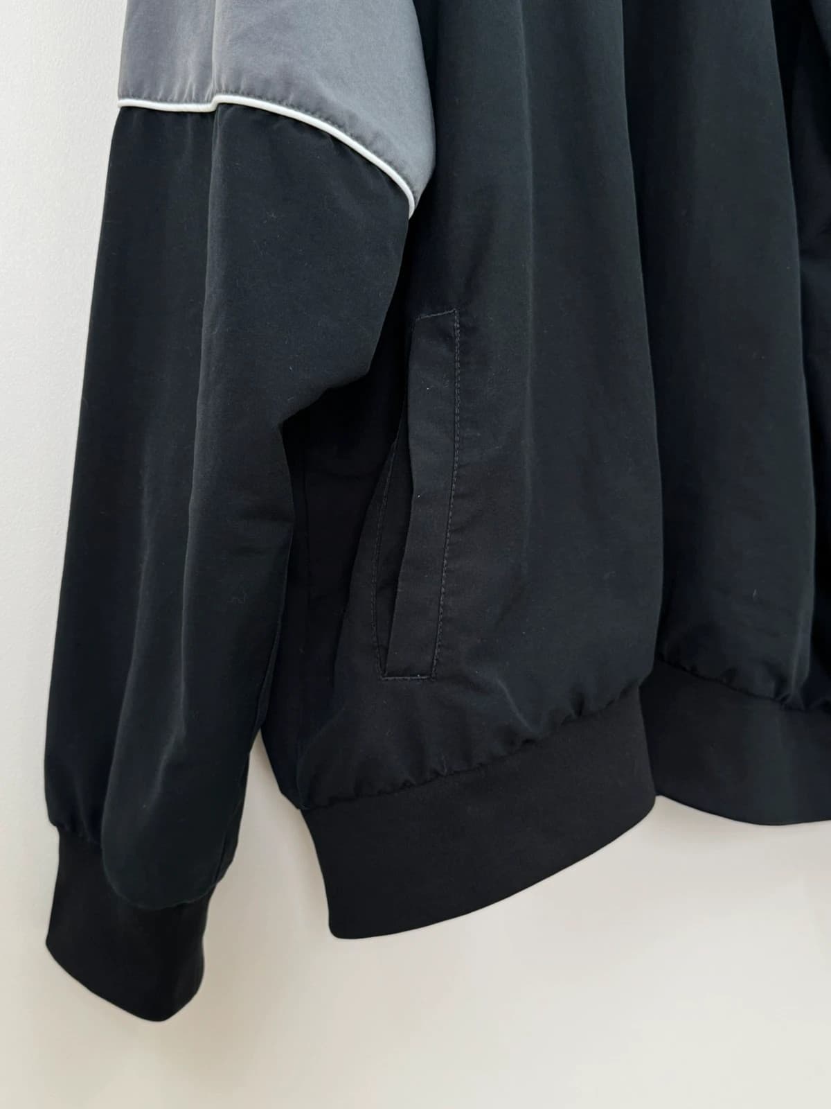 Veste Nike noire et grise coupe sport taille XL - Photo 5/10