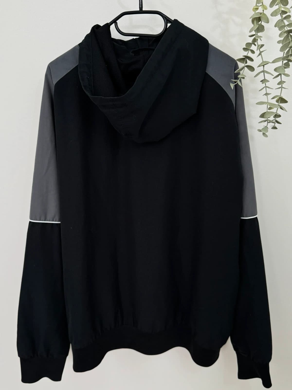 Veste Nike noire et grise coupe sport taille XL - Photo 8/10