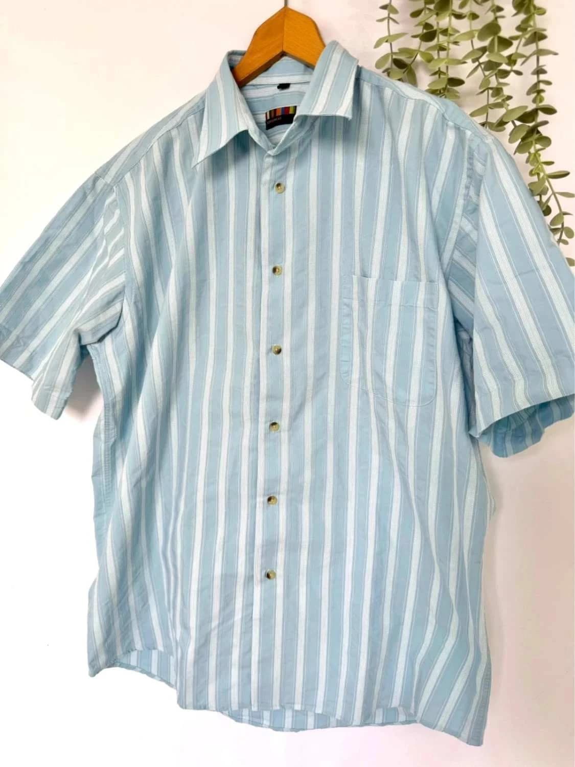 Chemise manches courtes bleue à rayures taille L - Photo 3/7