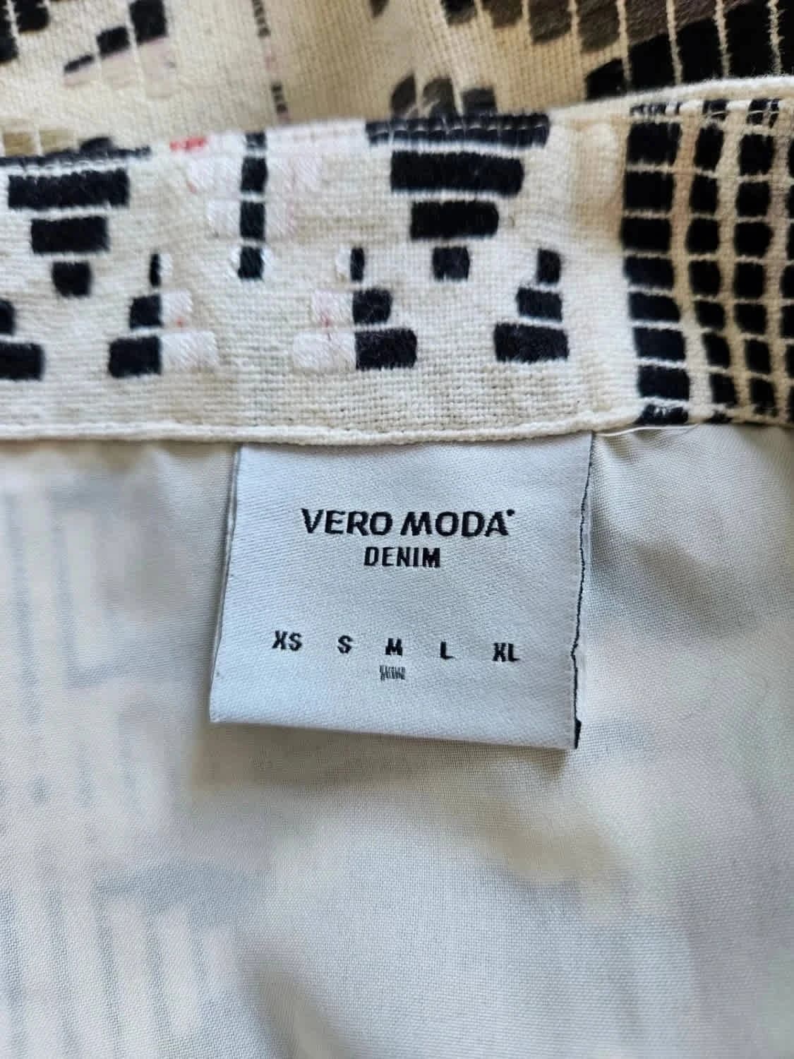 Jupe courte ethnique brodée crème Vero Moda taille M - Photo 5/9