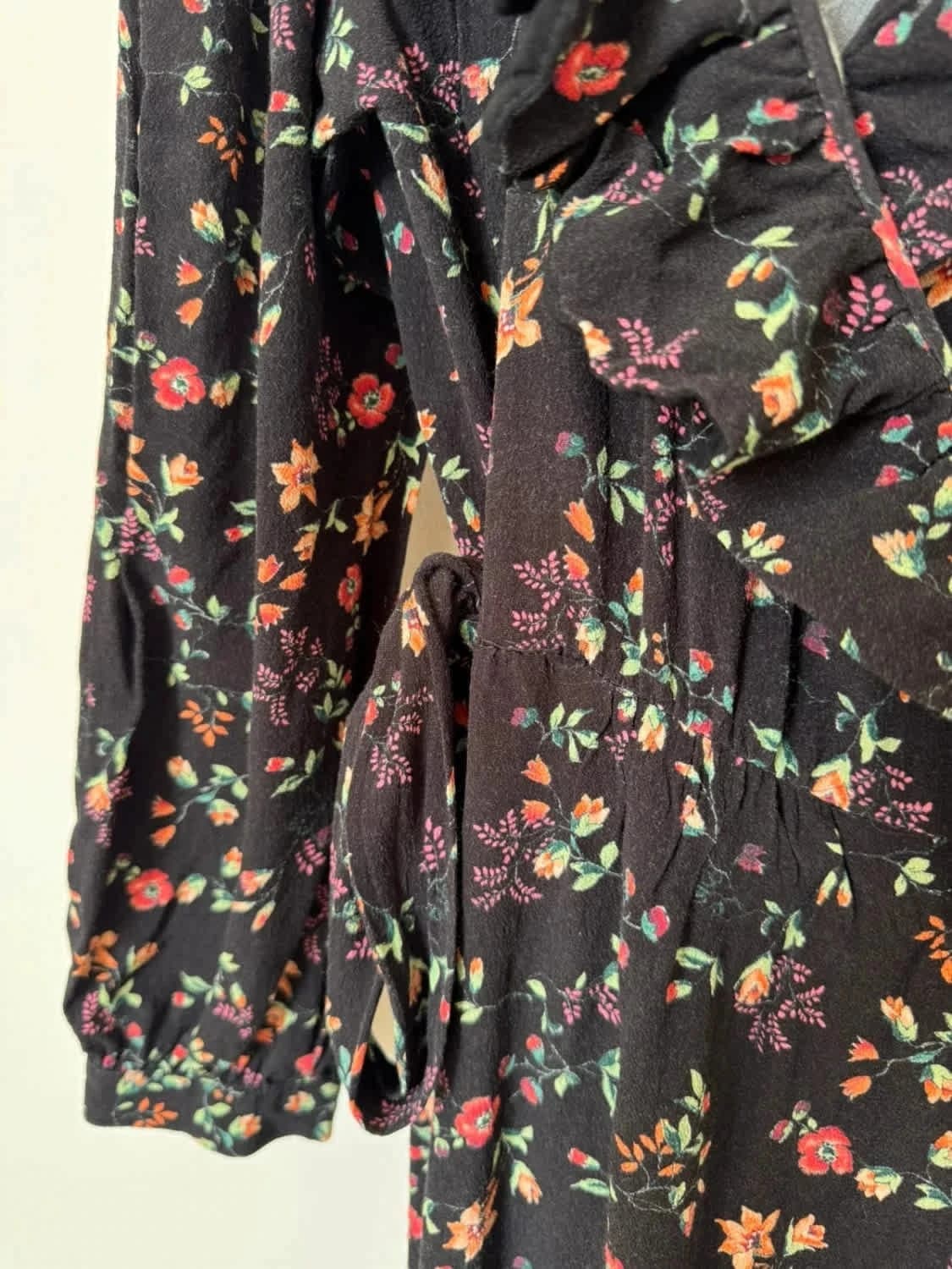 Robe portefeuille manches longues Maje Rosalio imprimé fleuri noir taille 3 - Photo 5/9