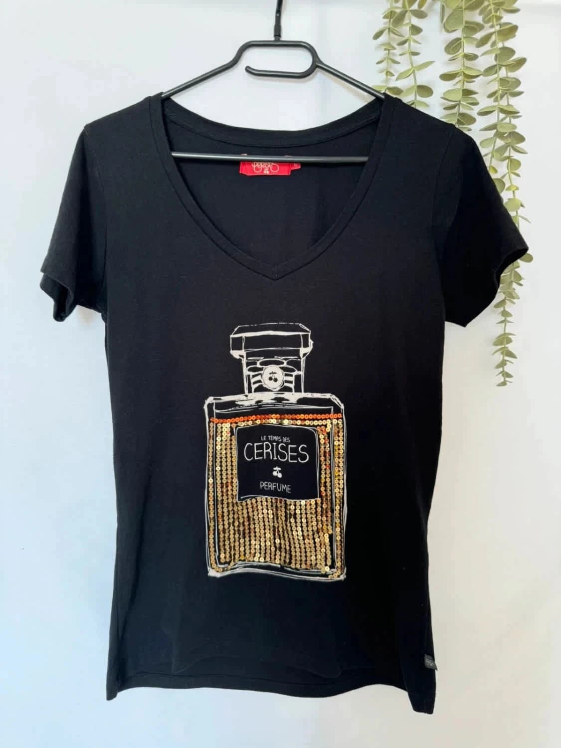 Tee-shirt noir à sequins parfum Le Temps des Cerises taille L - Photo 2/6
