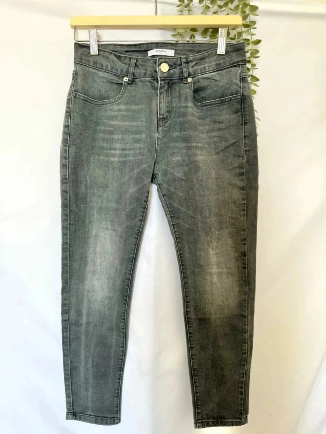 Jean gris stretch Denim Zapa taille 38 - Photo 2/8
