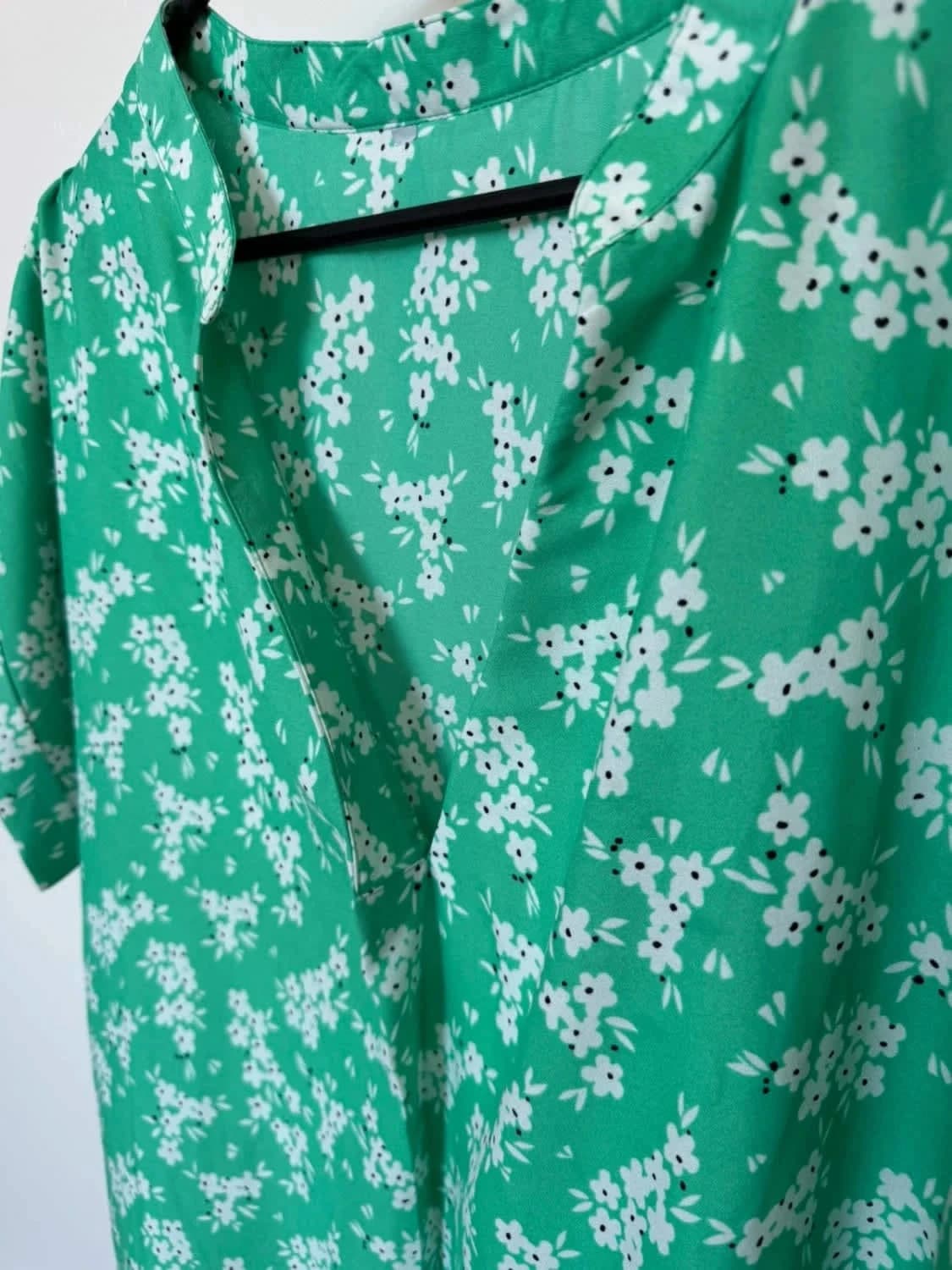 Blouse manches courtes verte fleurie Blancheporte légère taille 46 - Photo 3/5