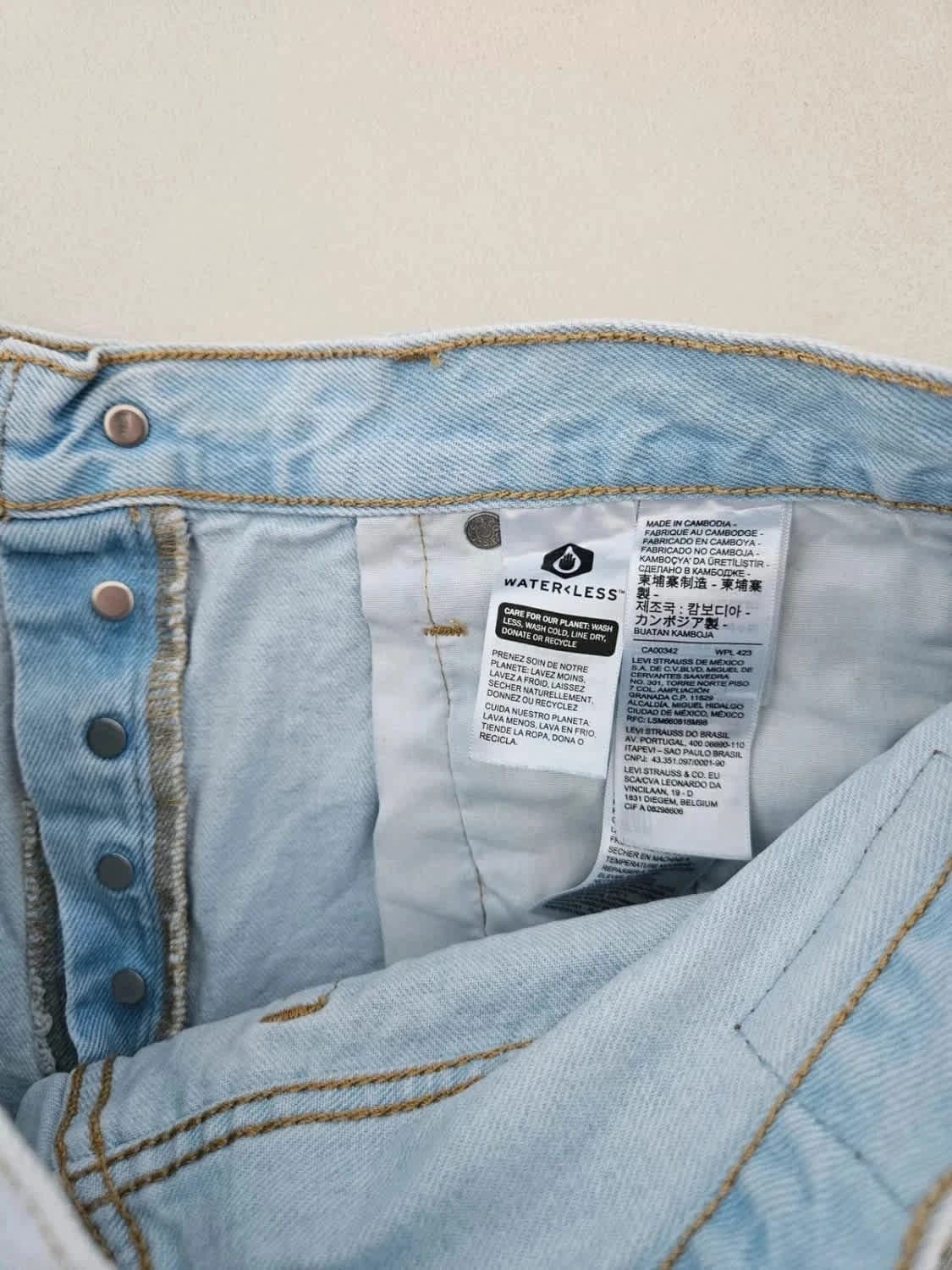 Short Levi’s 501 denim clair taille W29 - Photo 6/11