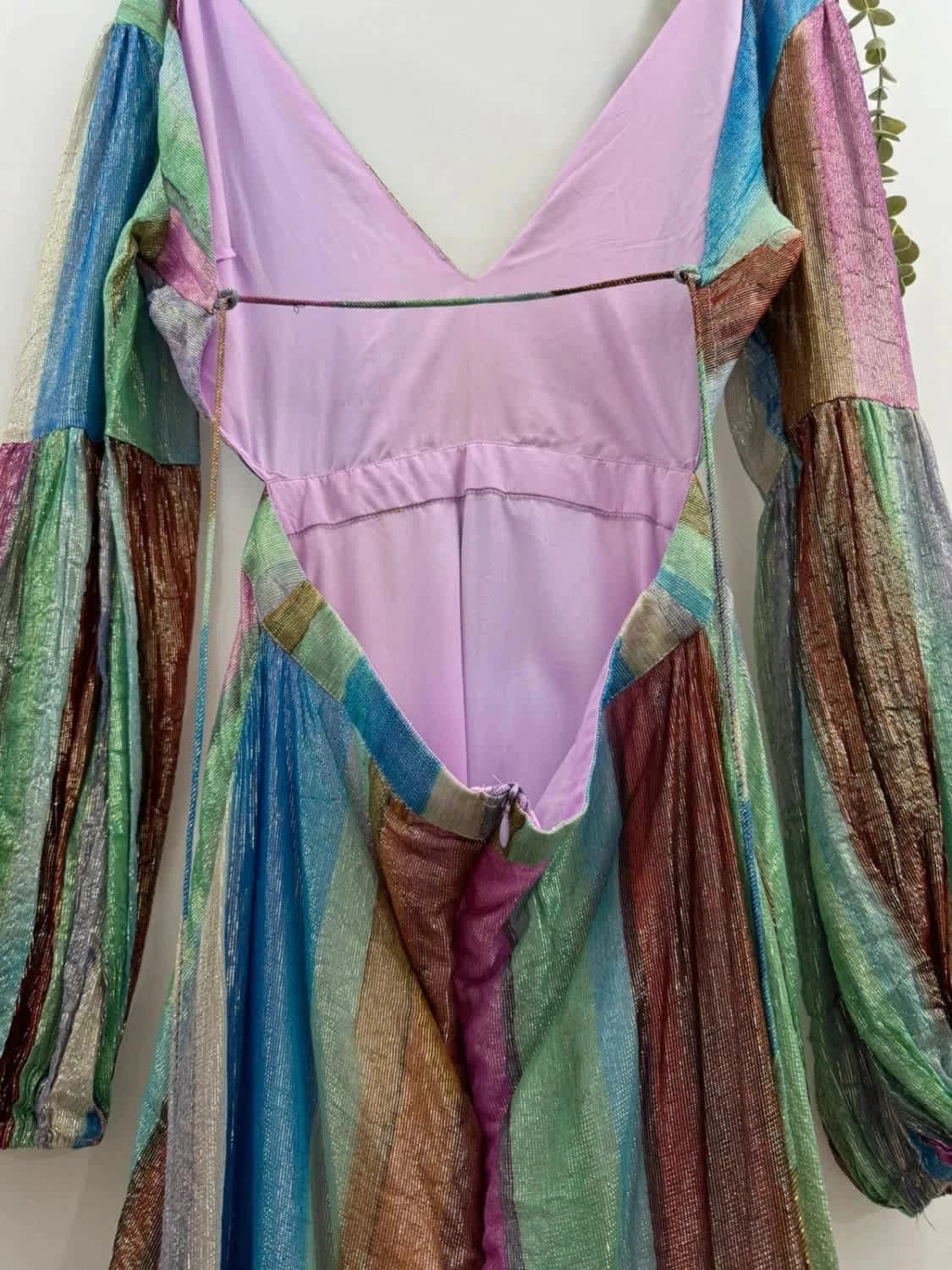 Robe longue métallisée fleurie dos nu Nasty Gal taille 36 - Photo 5/6