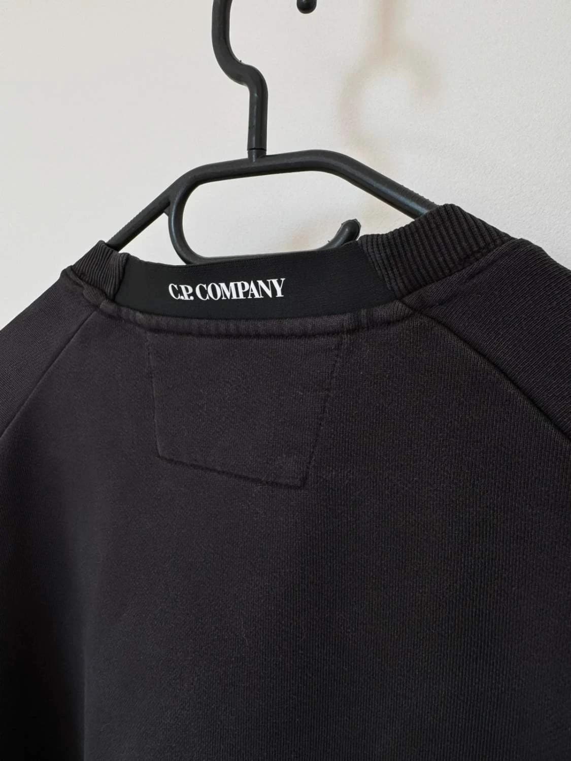 Sweat CP Company noir crewneck taille M - Photo 14/14
