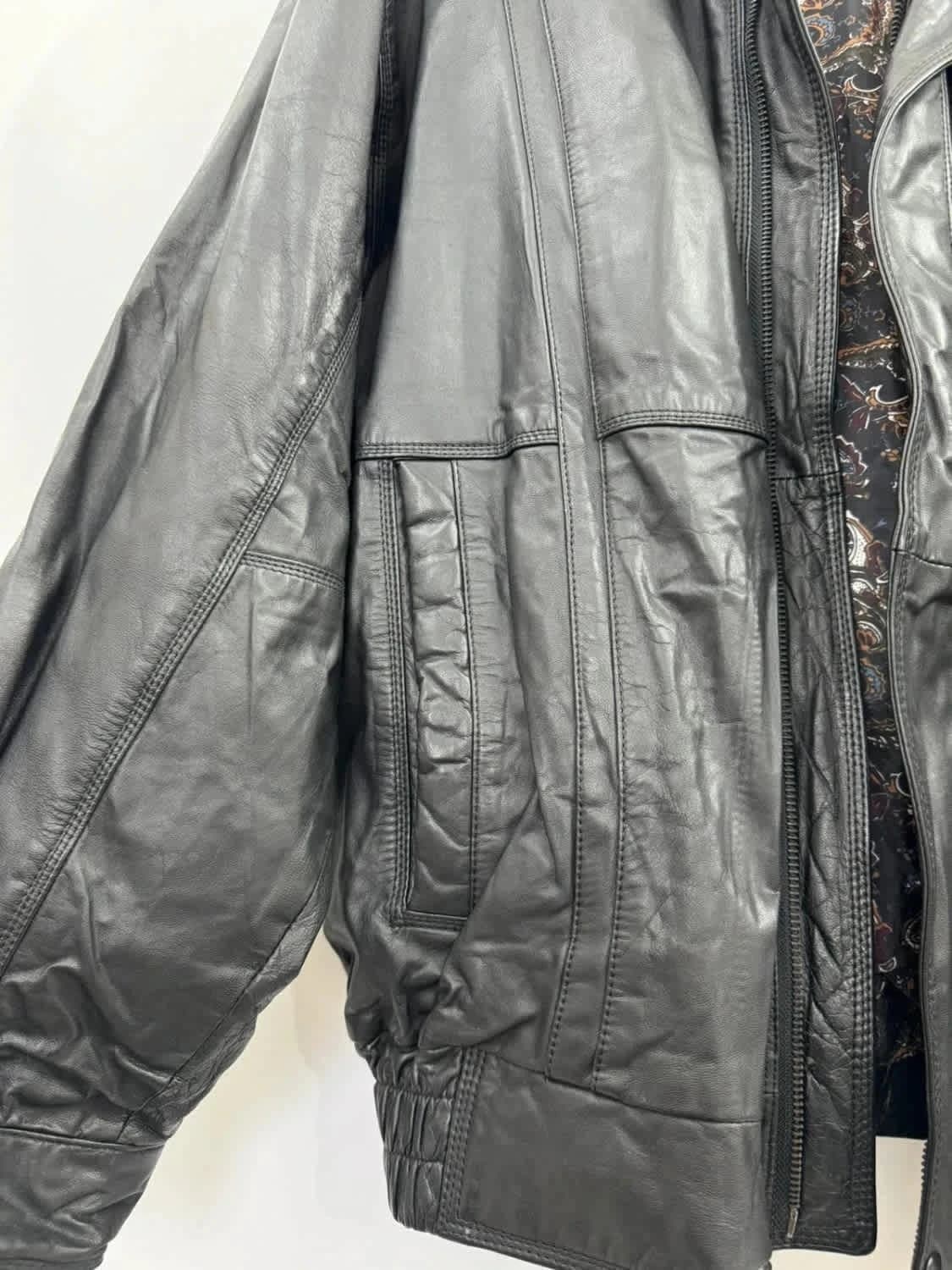 Blouson en cuir noir taille 50 - Photo 4/7